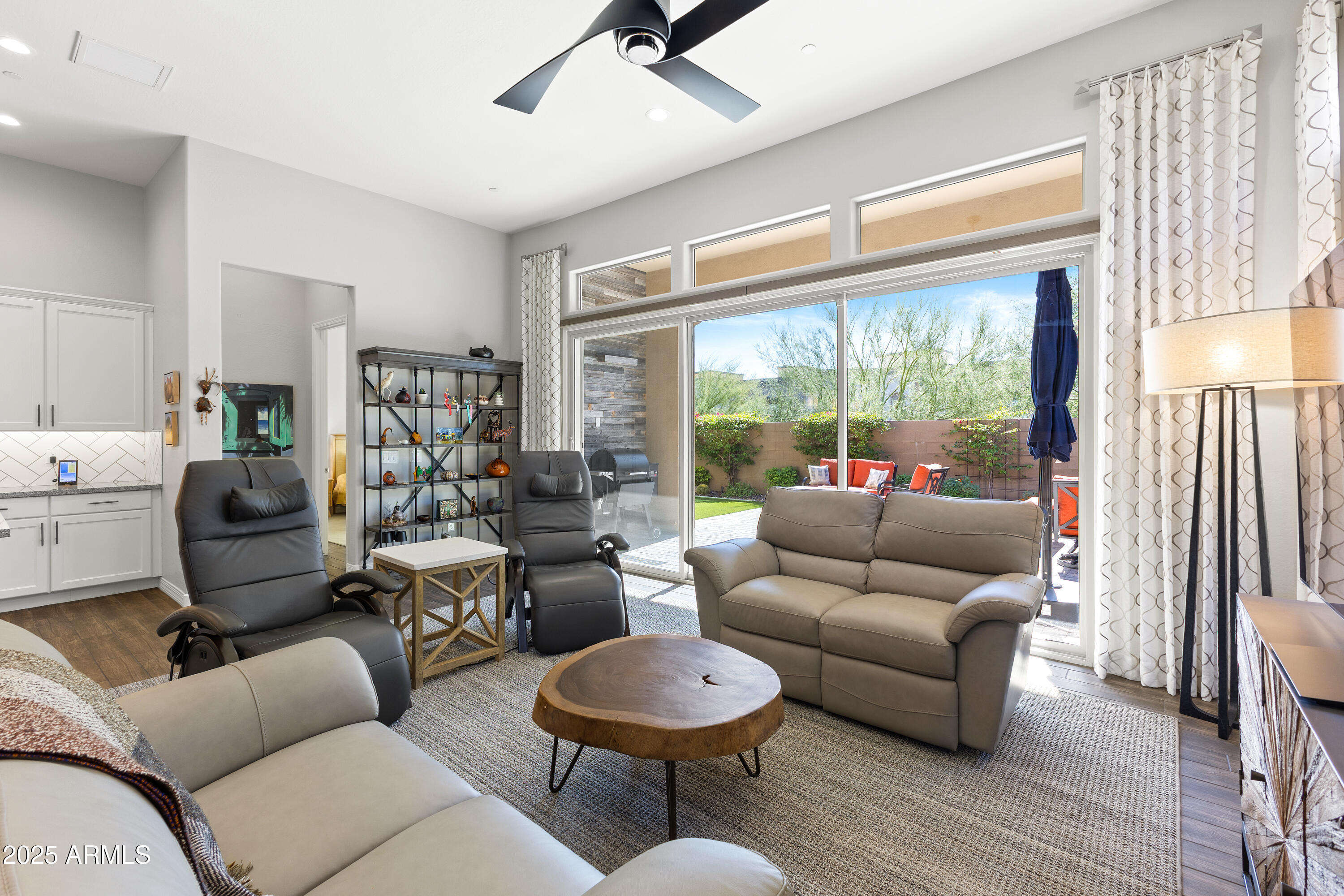 7463 E CASITAS DEL RIO Drive