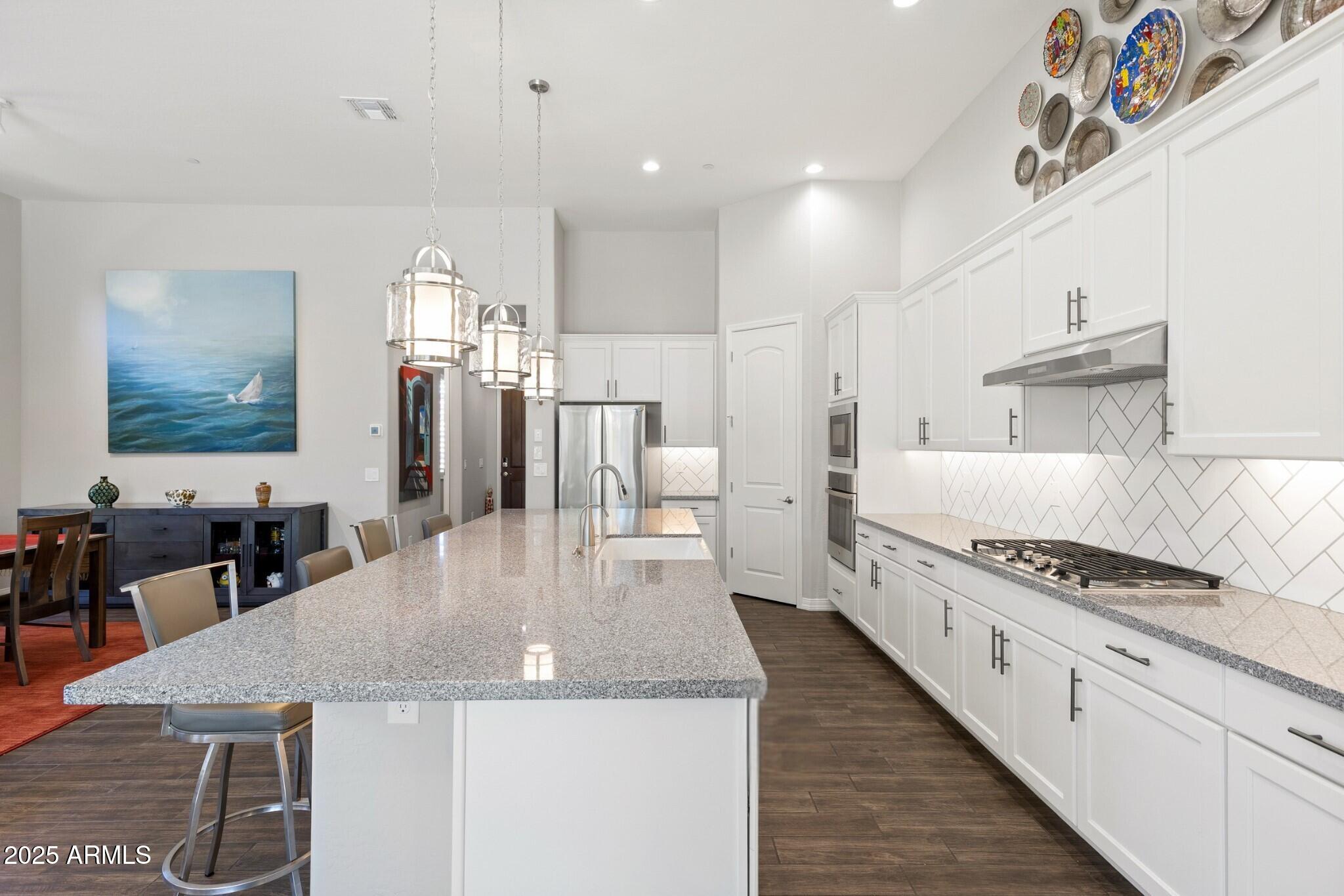 7463 E CASITAS DEL RIO Drive