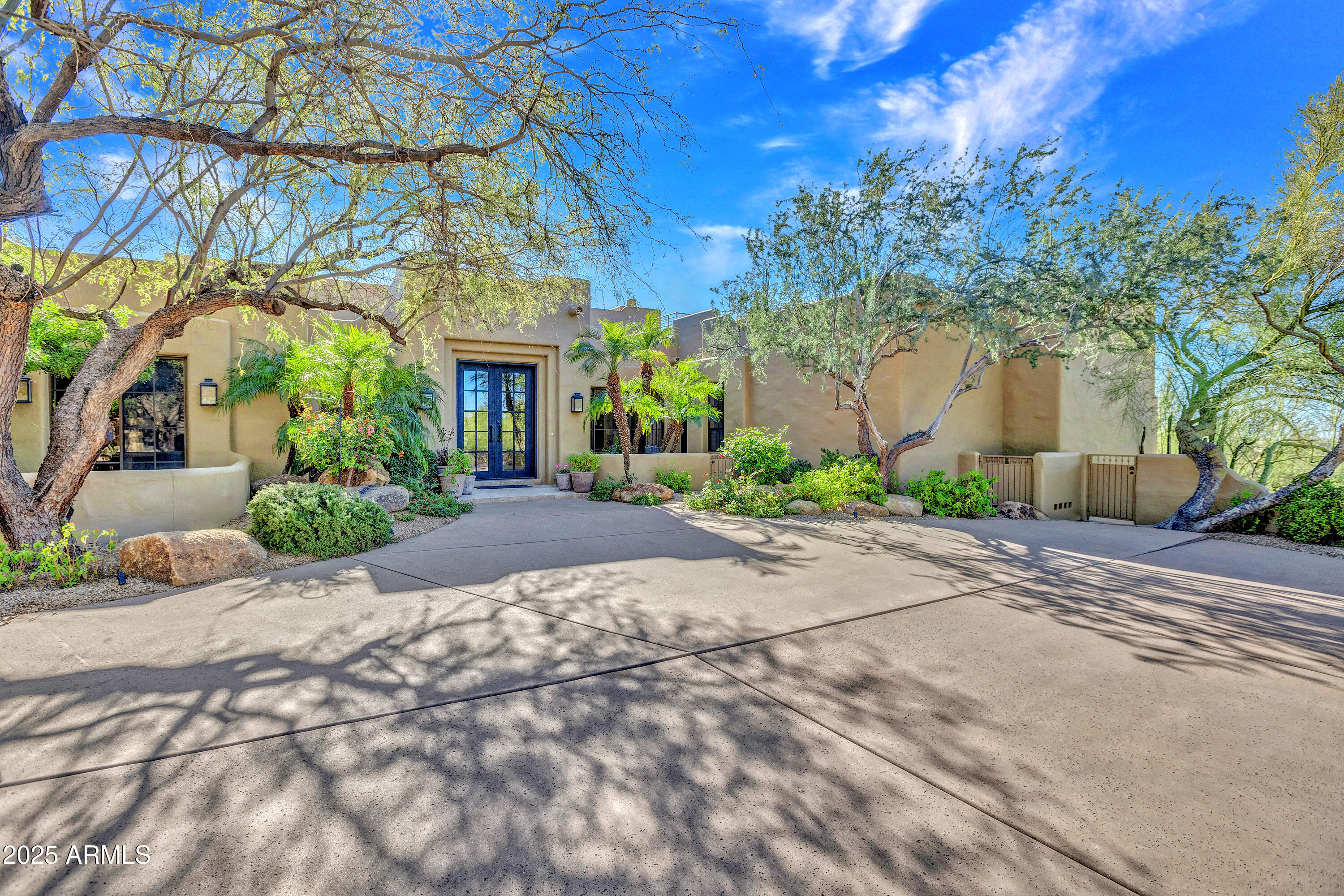10040 E HAPPY VALLEY Road 441