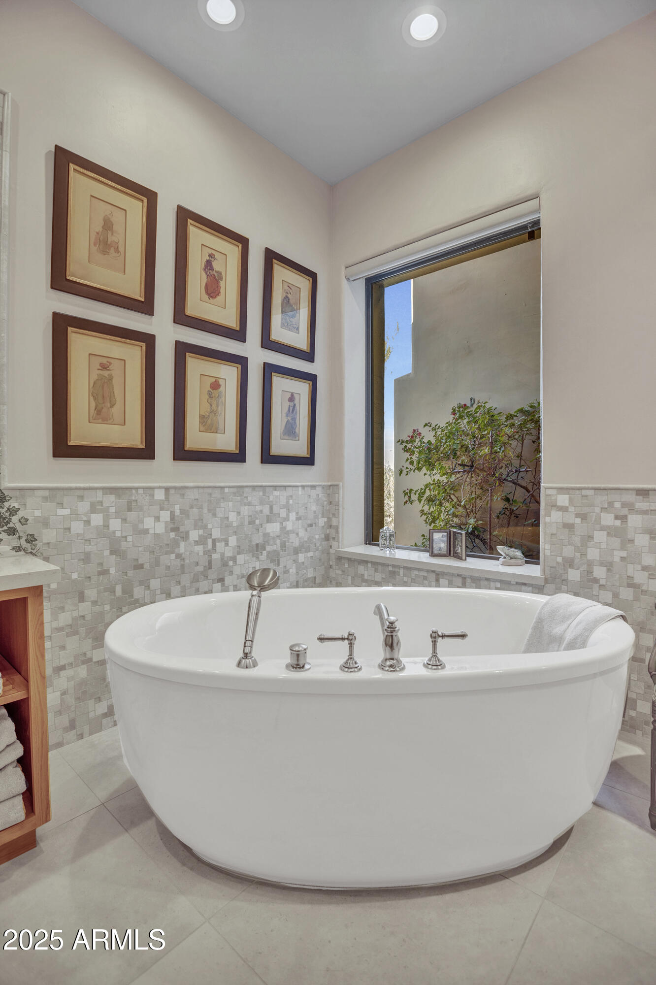 10040 E HAPPY VALLEY Road 441