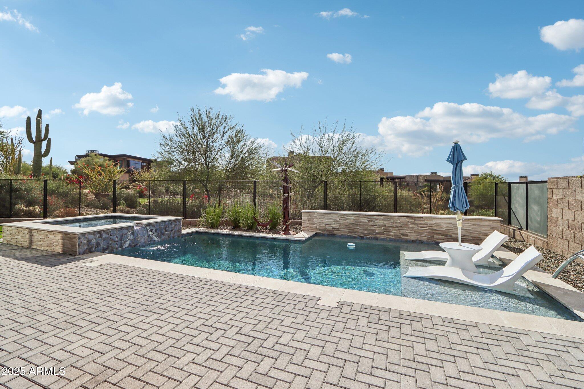 37200 N CAVE CREEK Road 1037