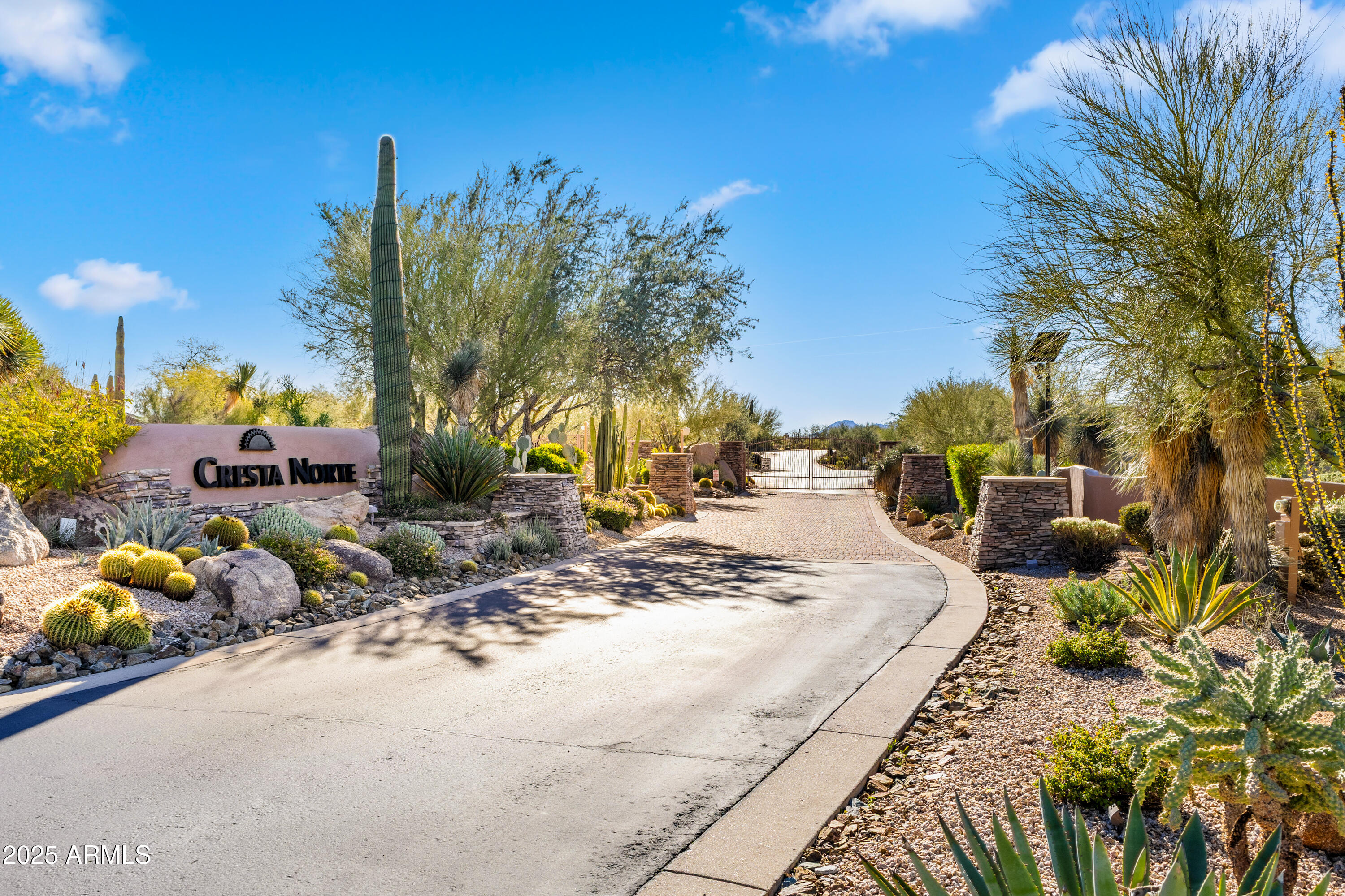 10275 E WINTER SUN Drive