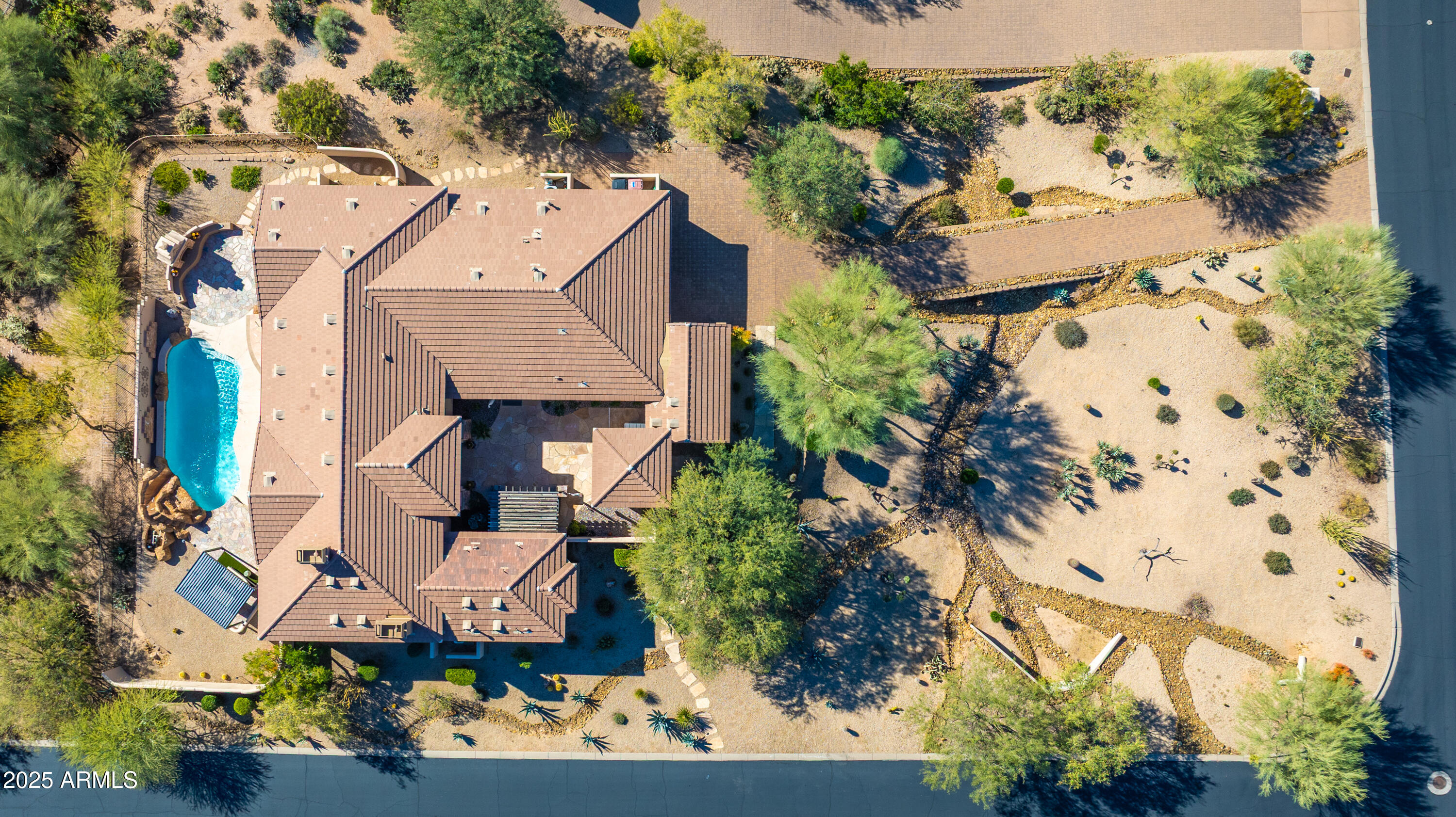 10275 E WINTER SUN Drive