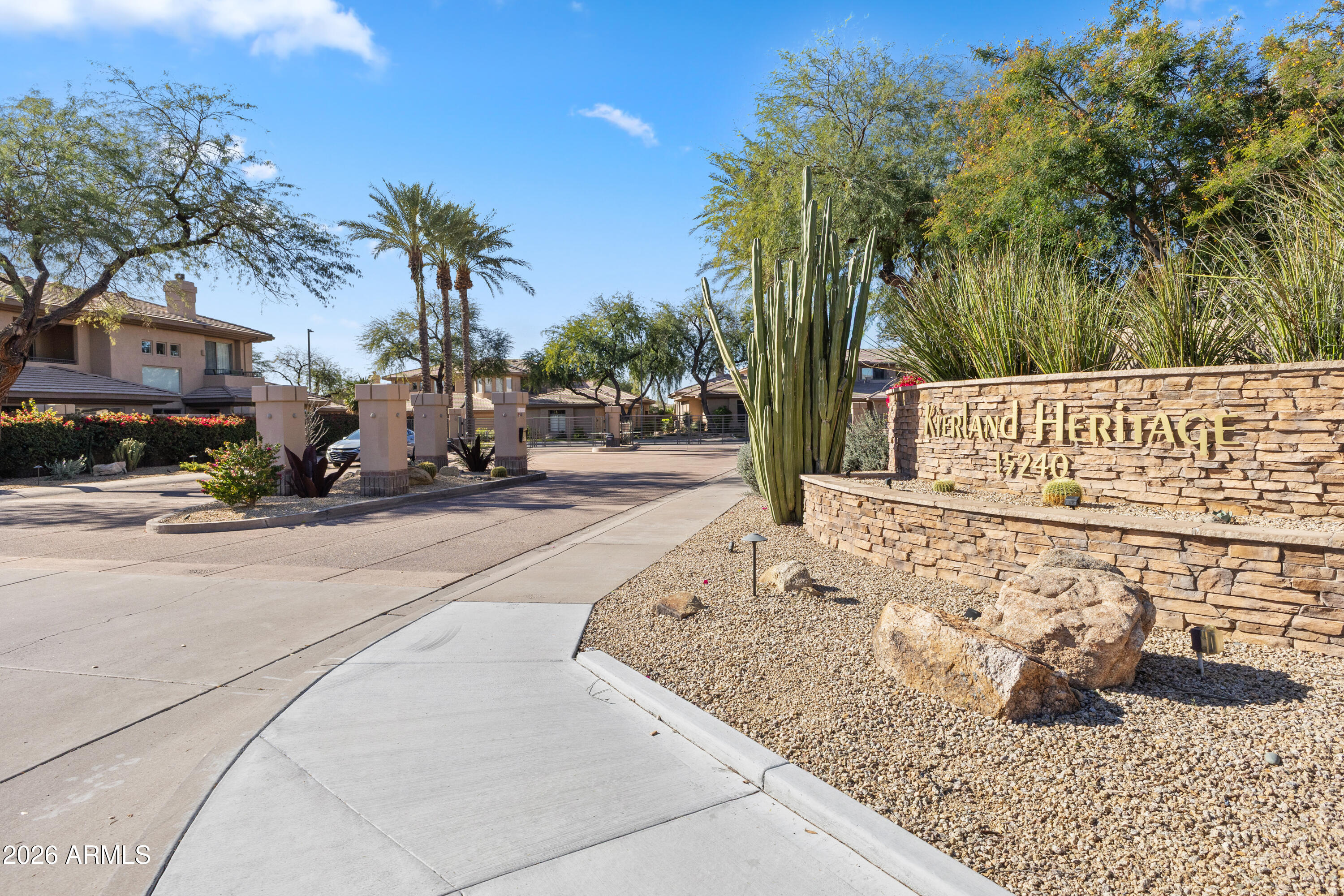 15240 N CLUBGATE Drive 141