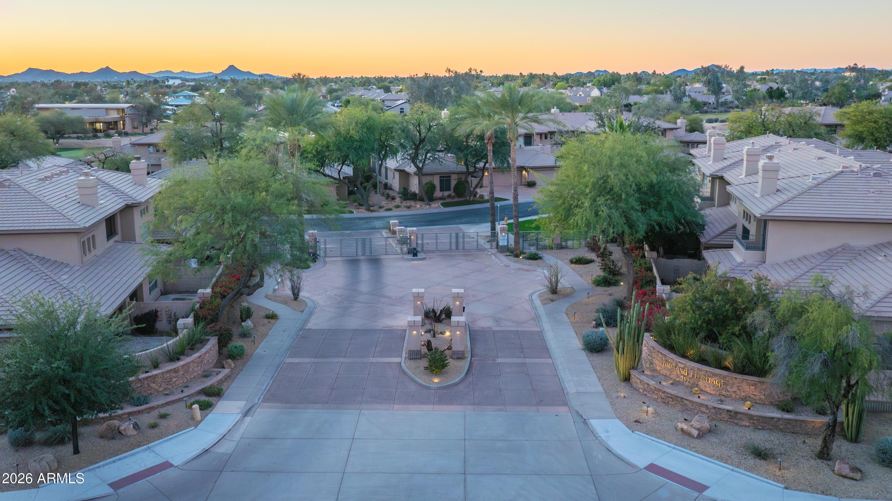 15240 N CLUBGATE Drive 141