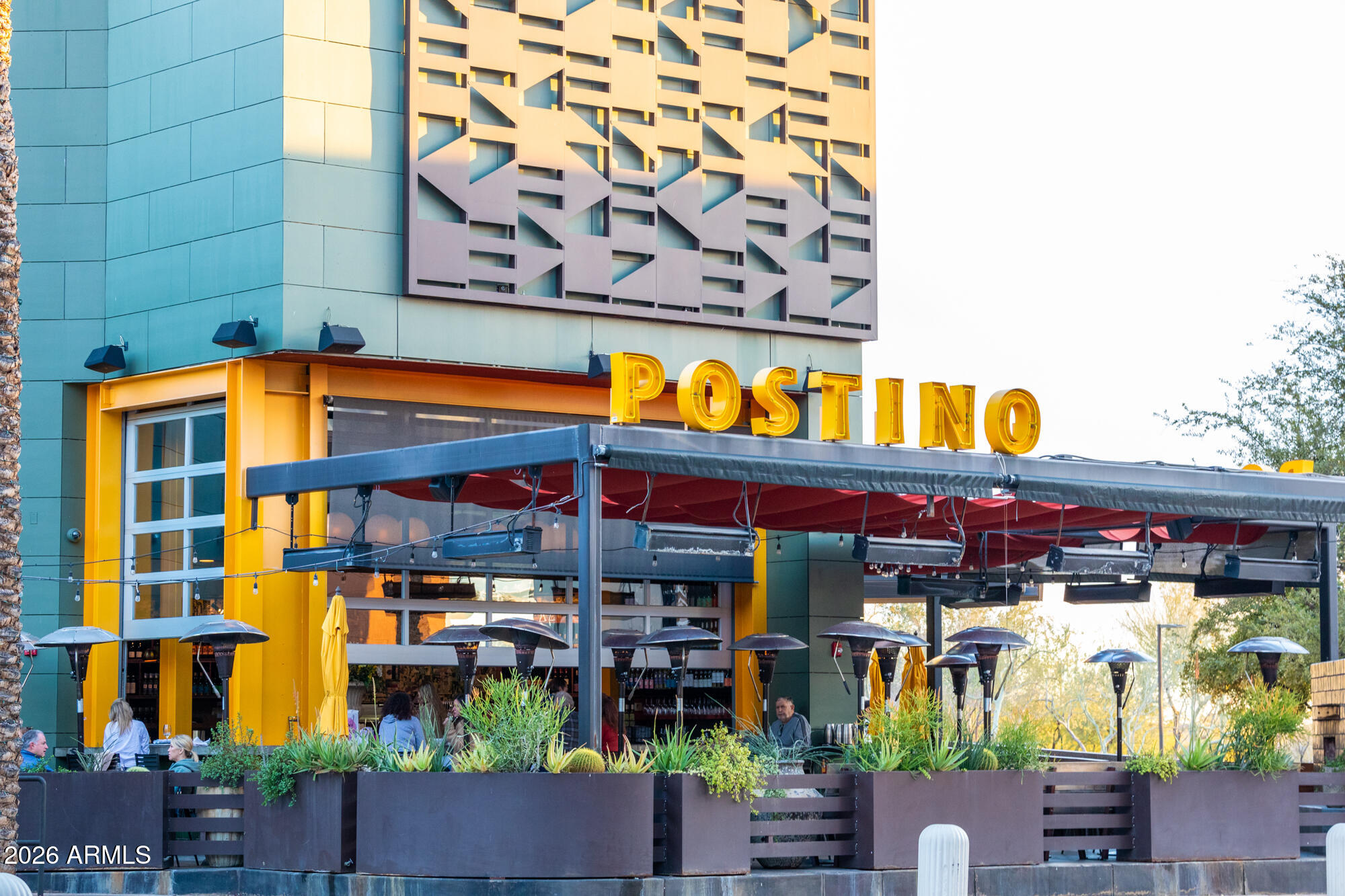 15240 N CLUBGATE Drive 141