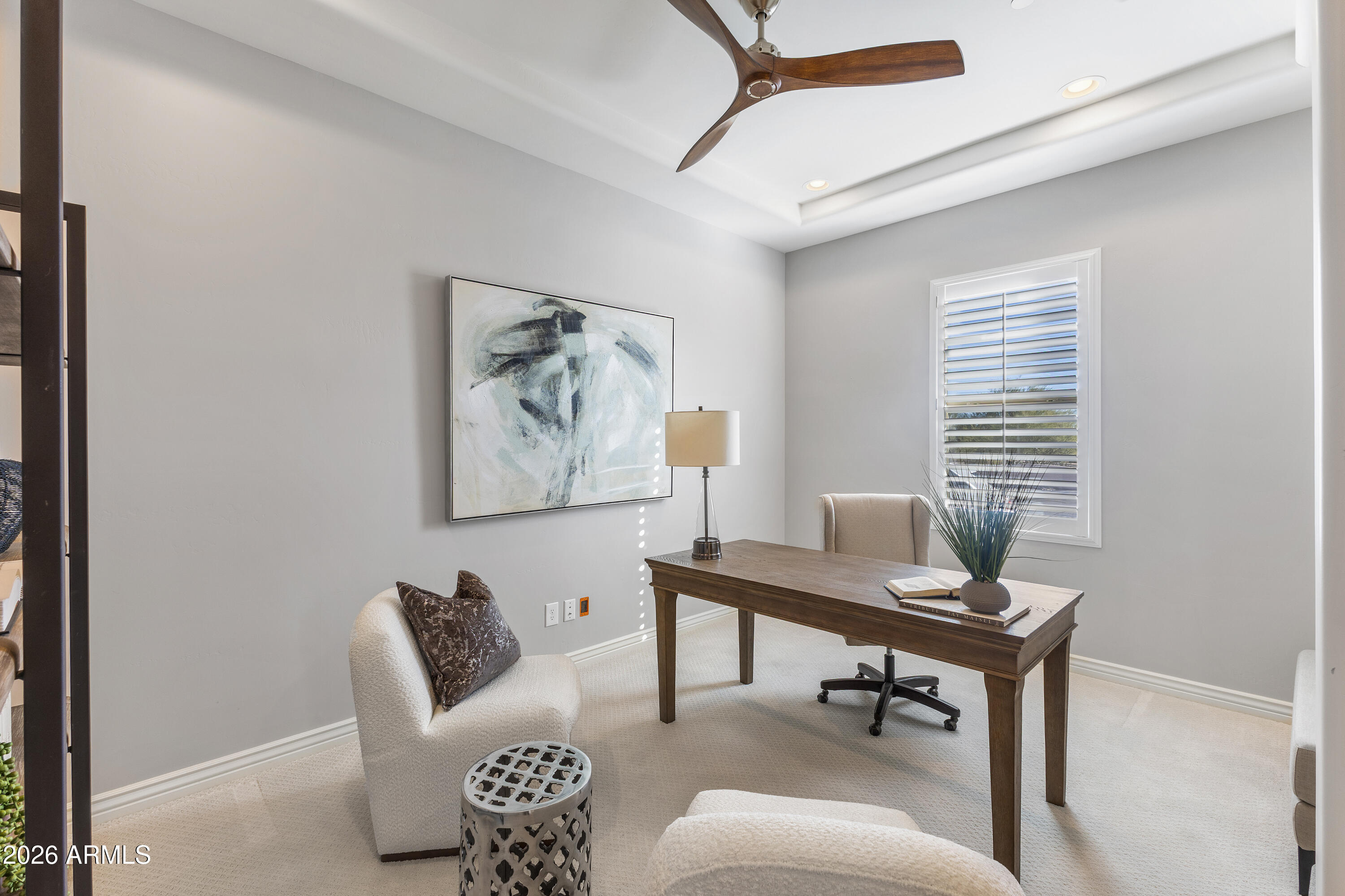 7238 E THORNTREE Drive