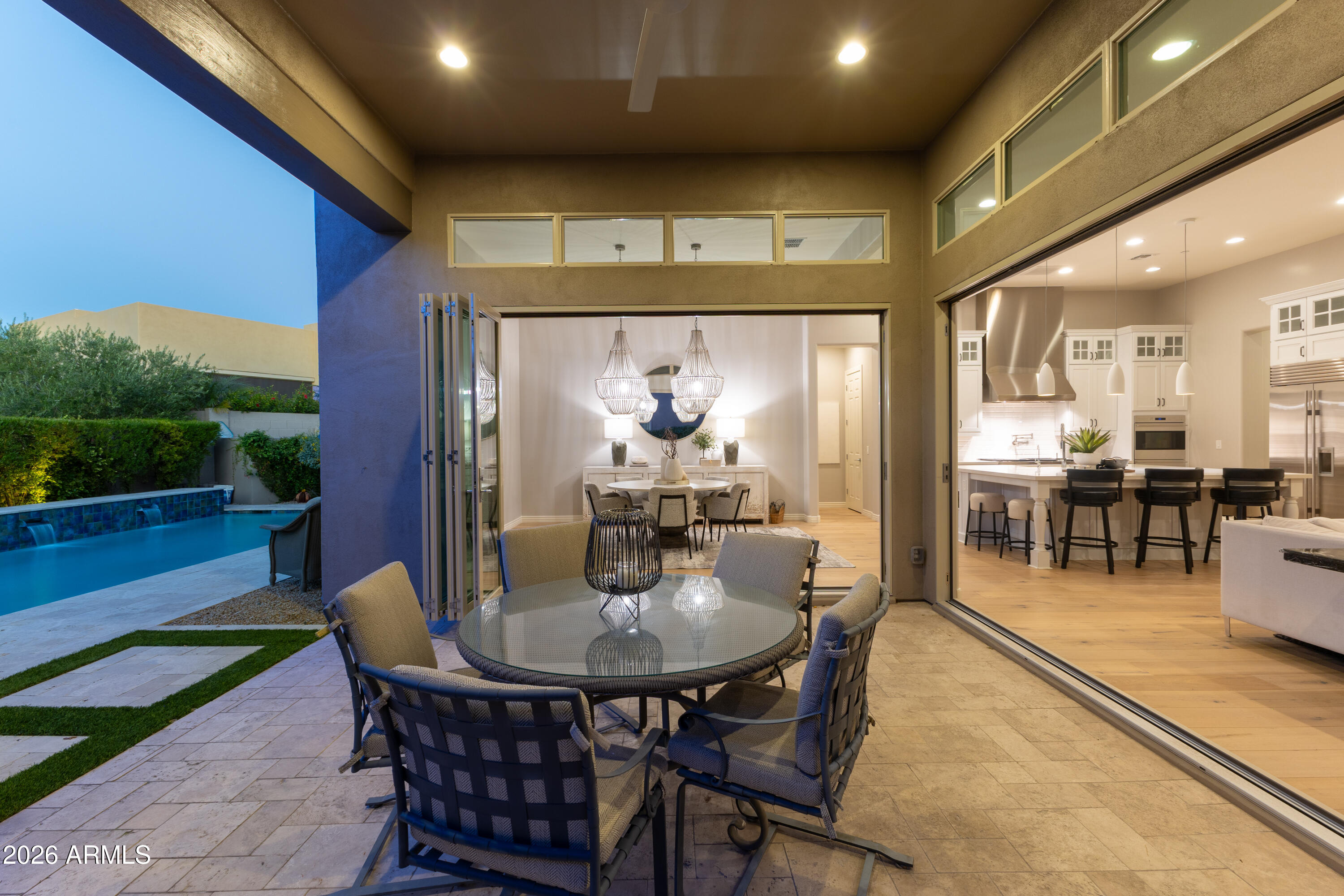 7238 E THORNTREE Drive