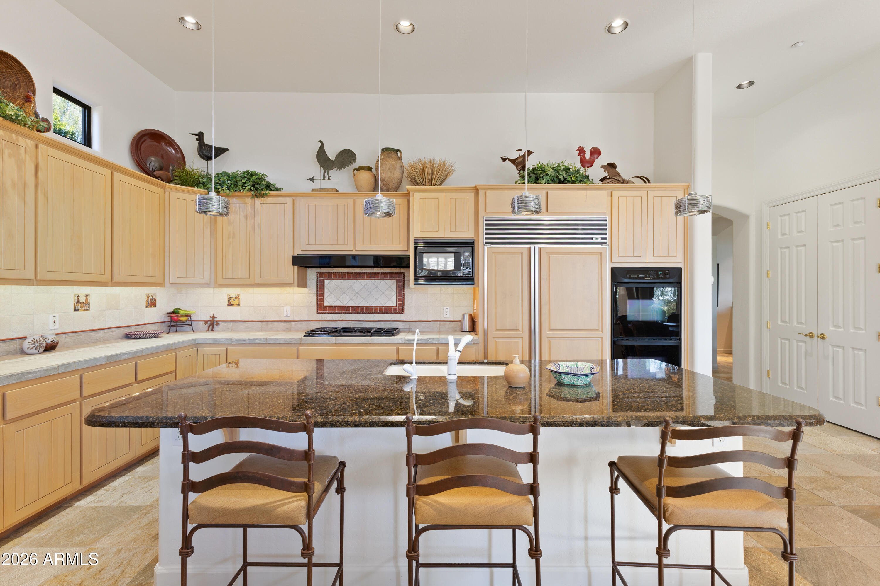 9290 E THOMPSON PEAK Parkway 255