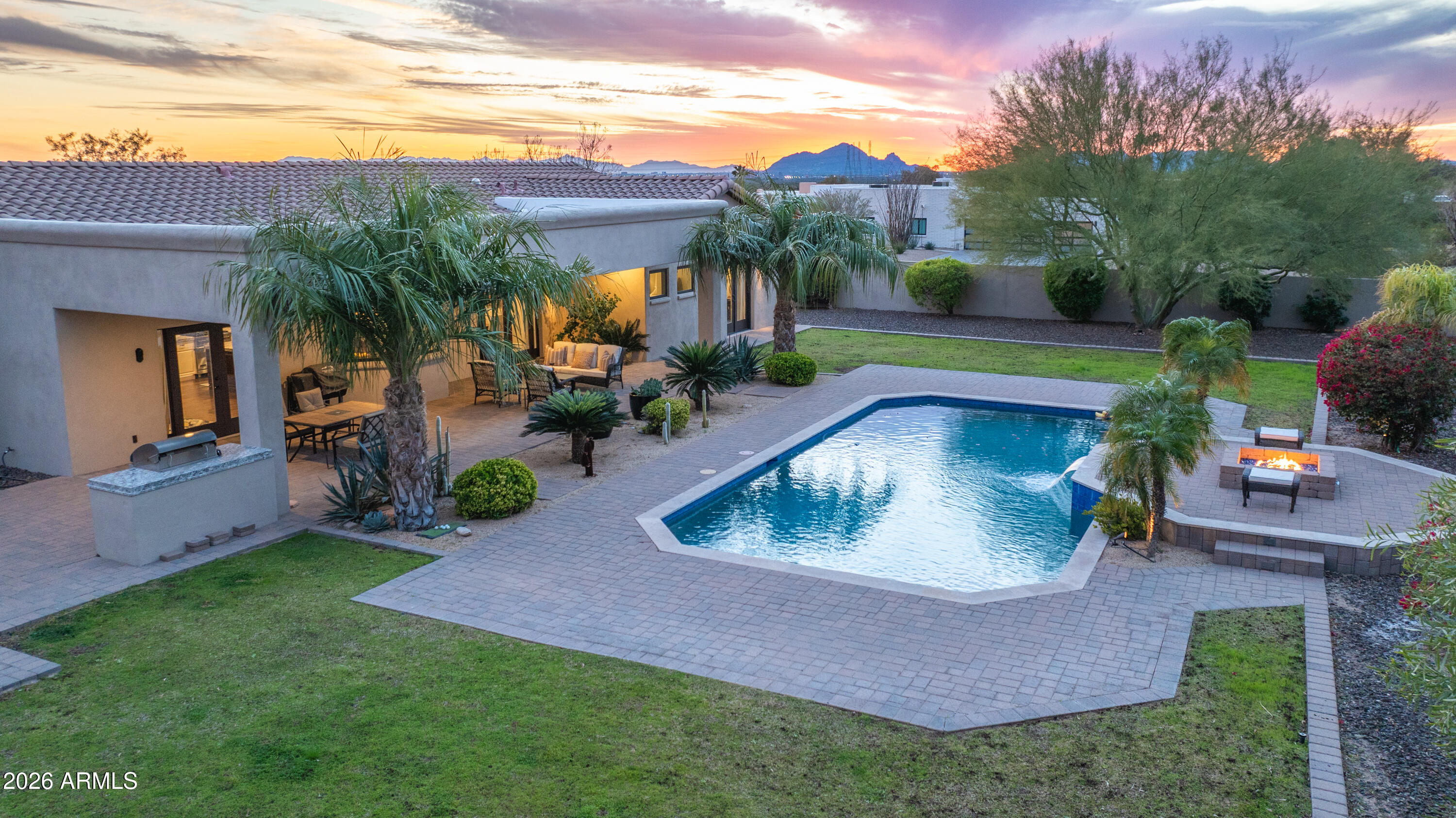 12700 E DOUBLETREE RANCH Road