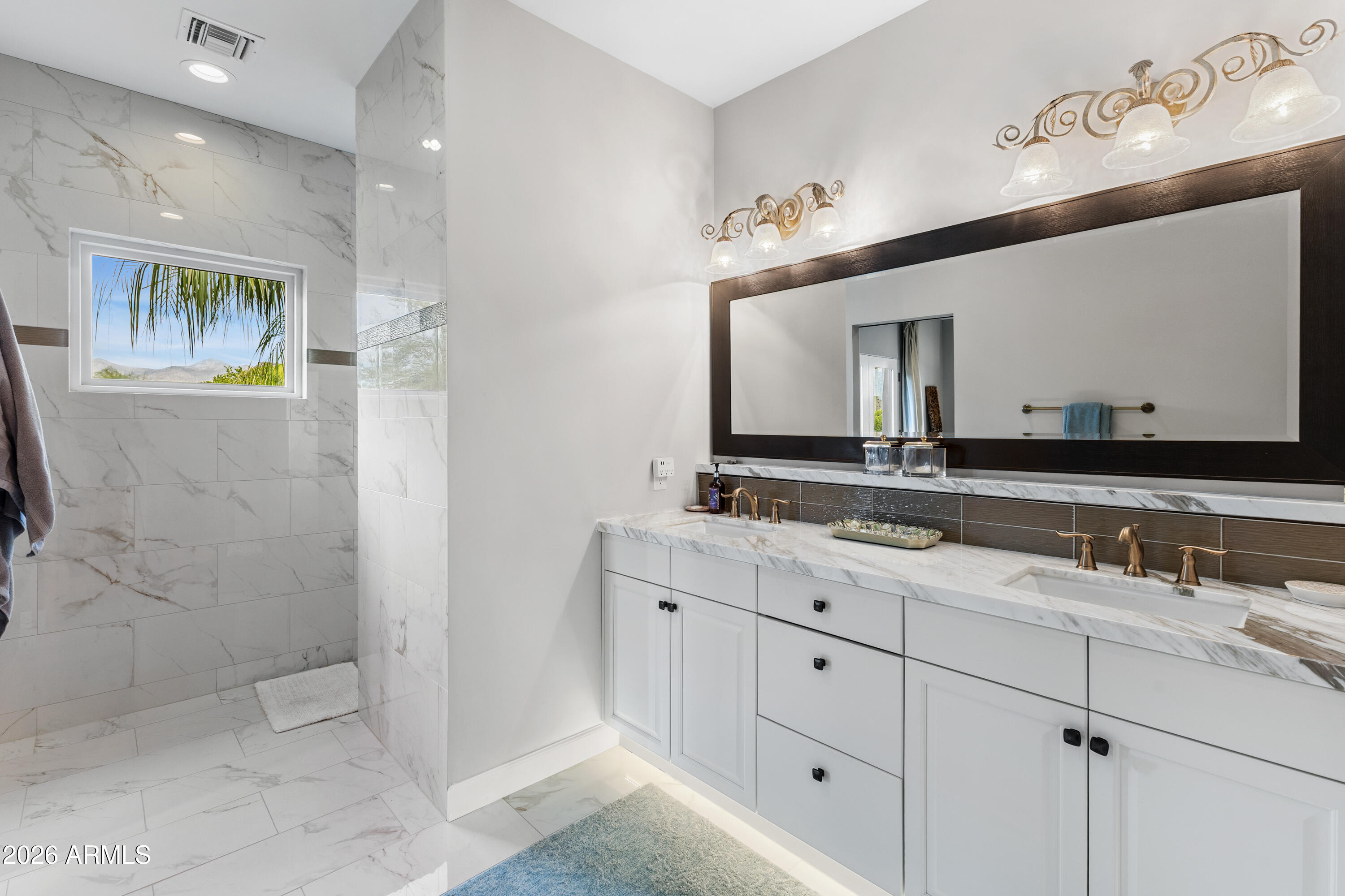 12700 E DOUBLETREE RANCH Road