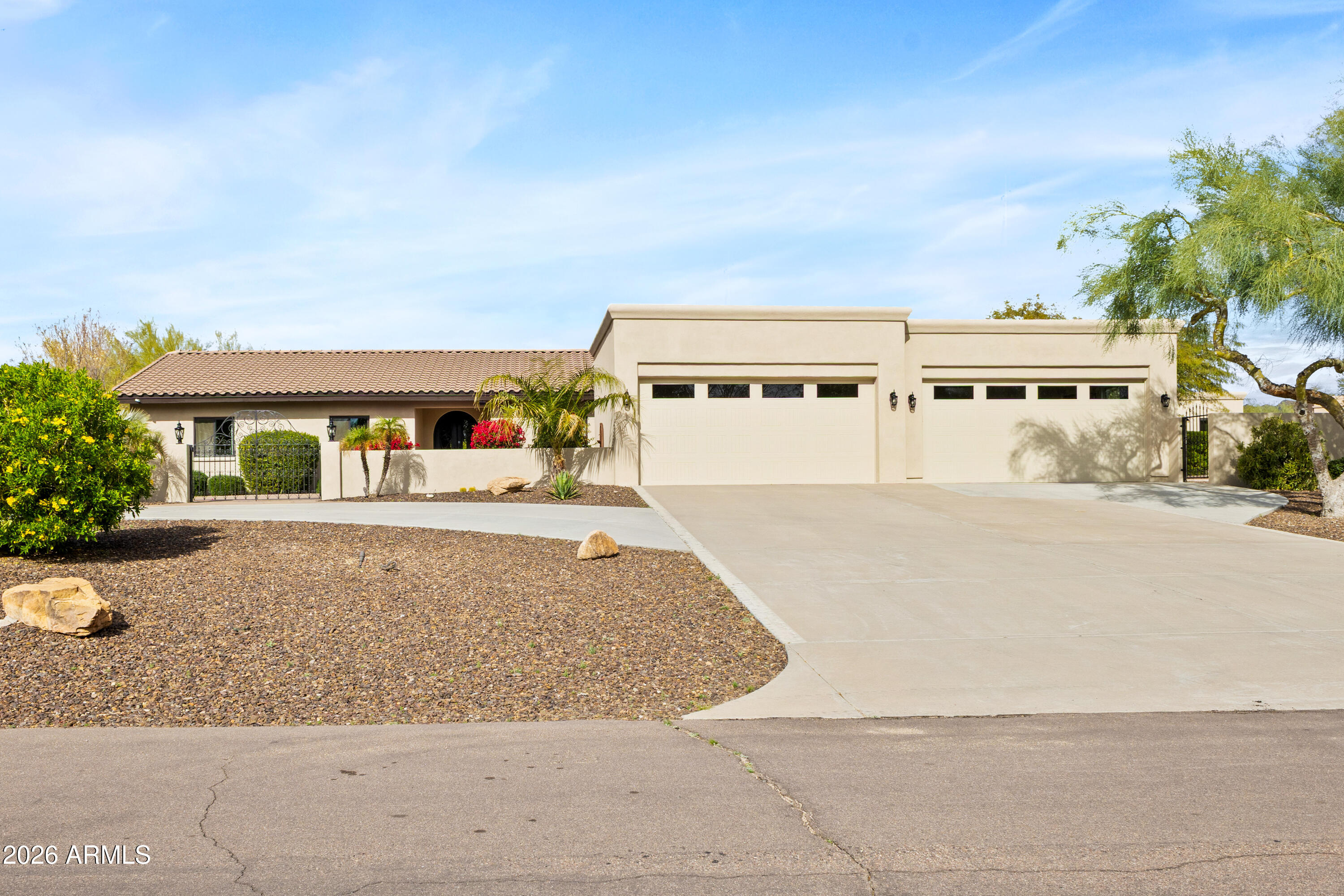 12700 E DOUBLETREE RANCH Road