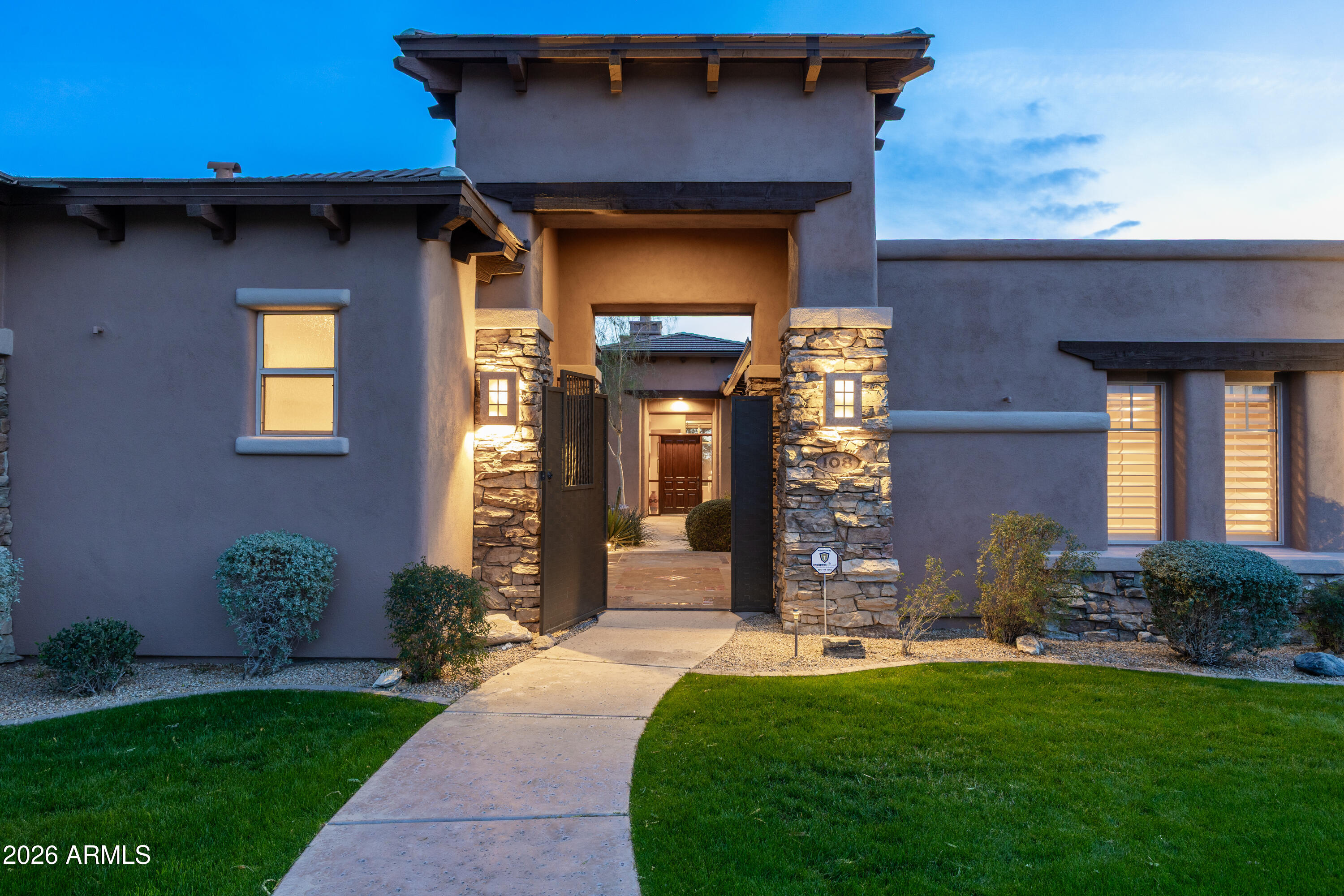 9290 E THOMPSON PEAK Parkway 108