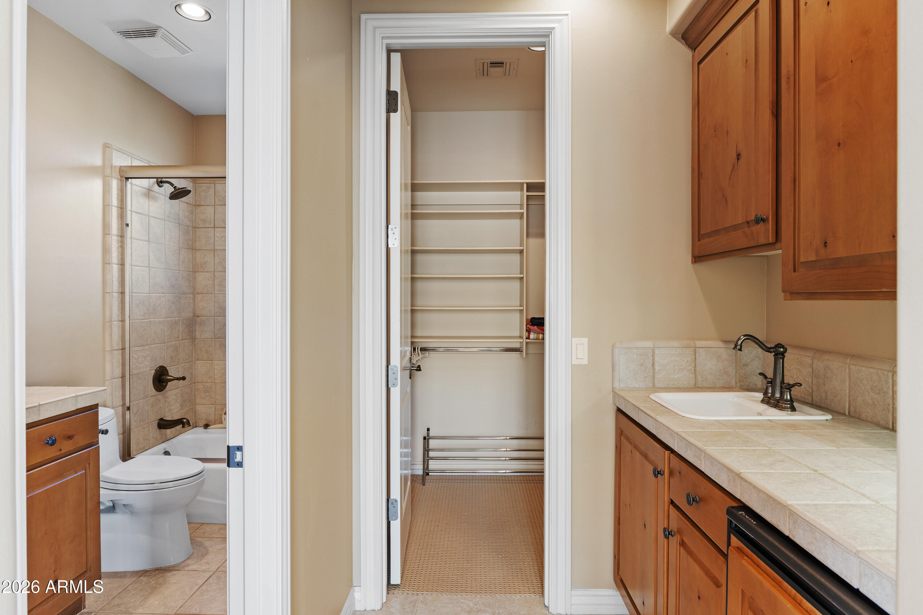 9290 E THOMPSON PEAK Parkway 108