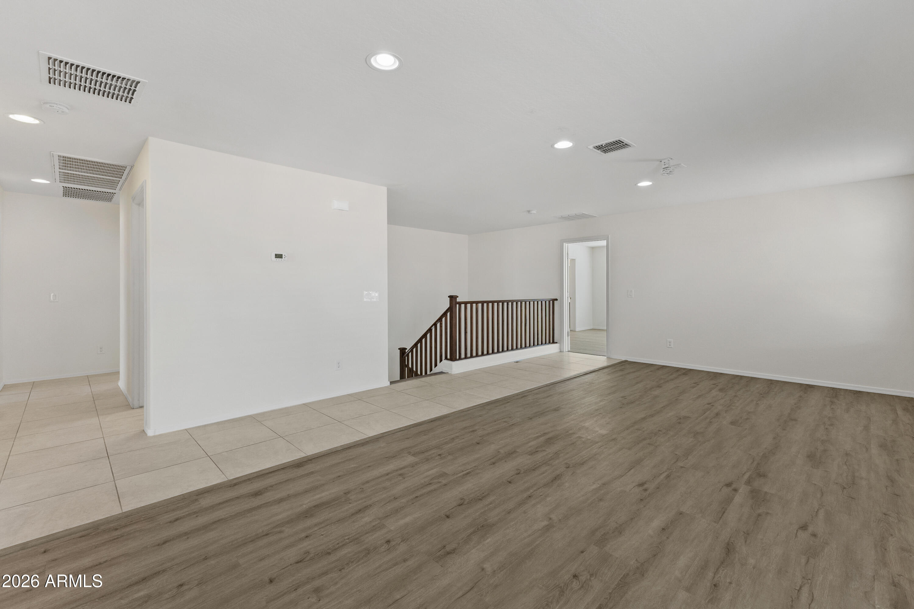 1819 W BONANZA Drive