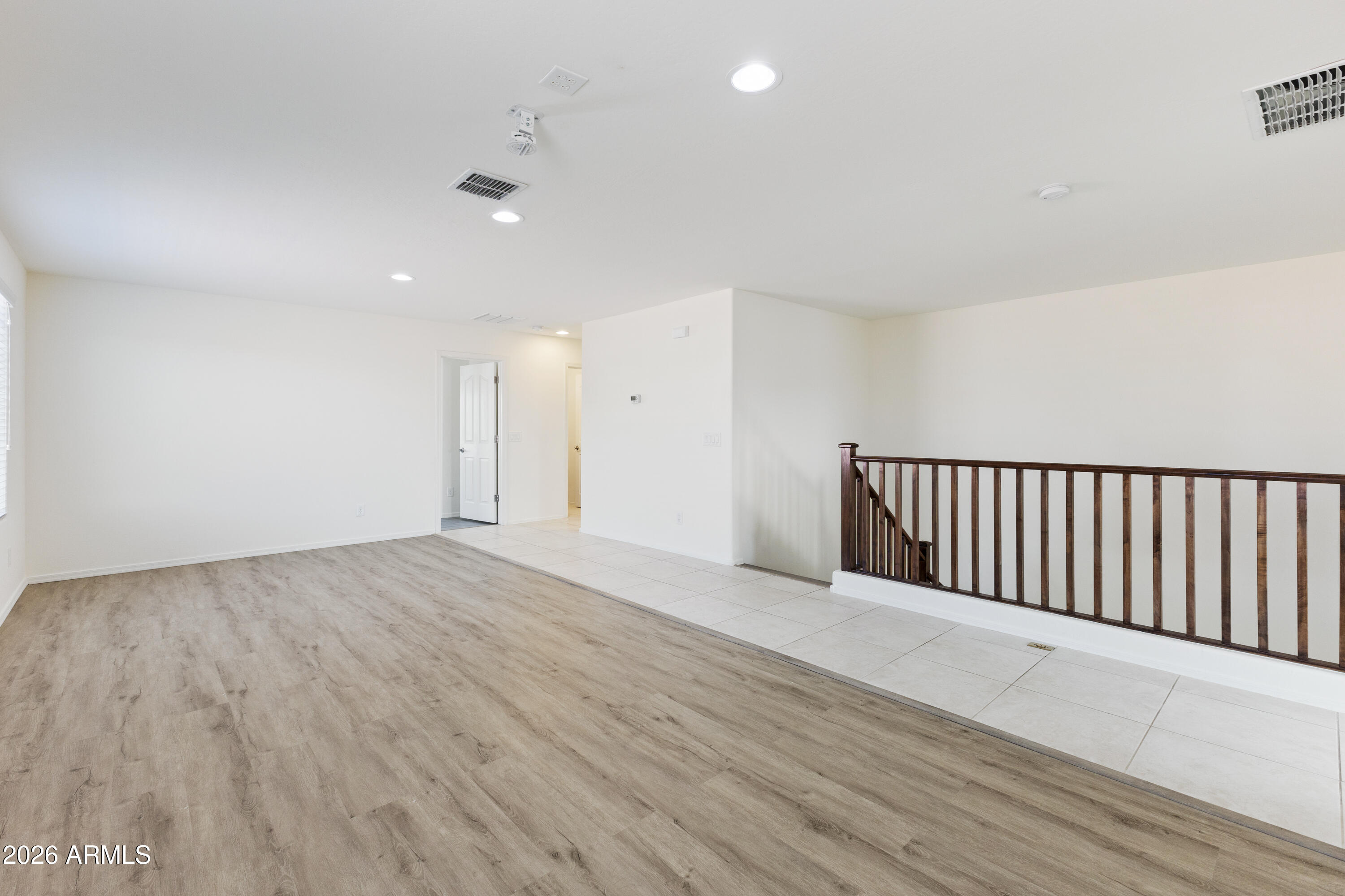 1819 W BONANZA Drive