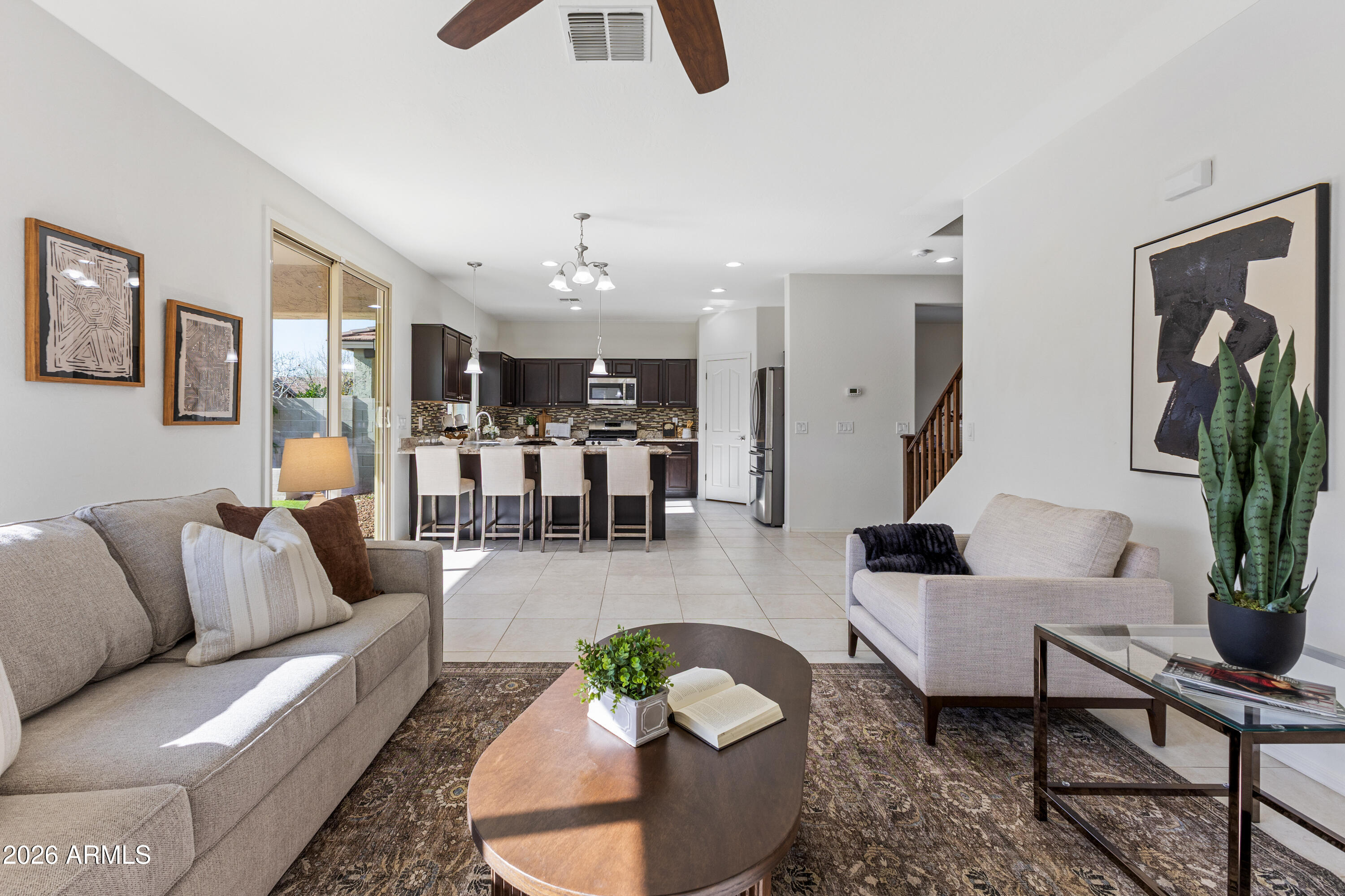 1819 W BONANZA Drive