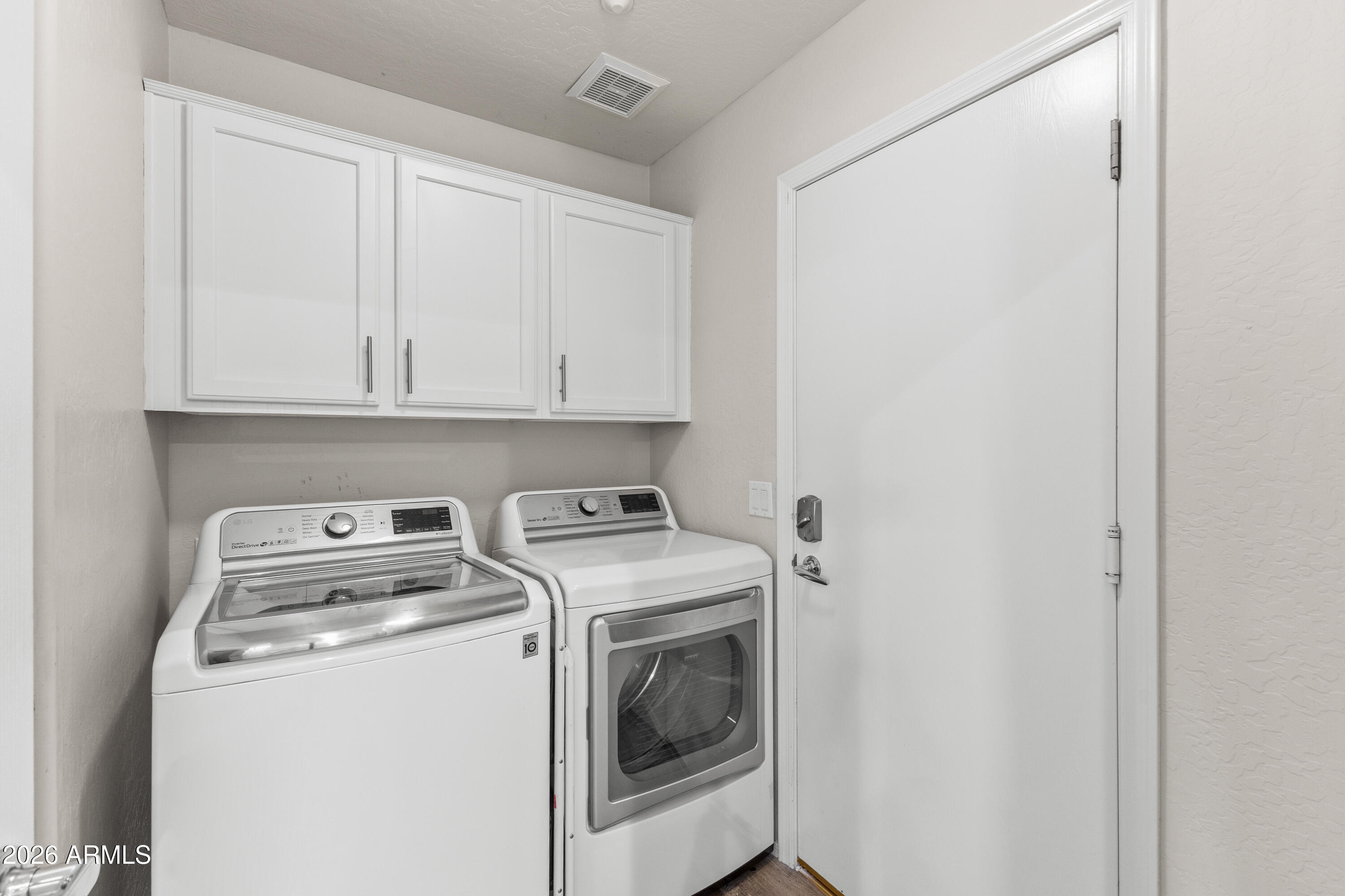 10459 E HILLERY Drive