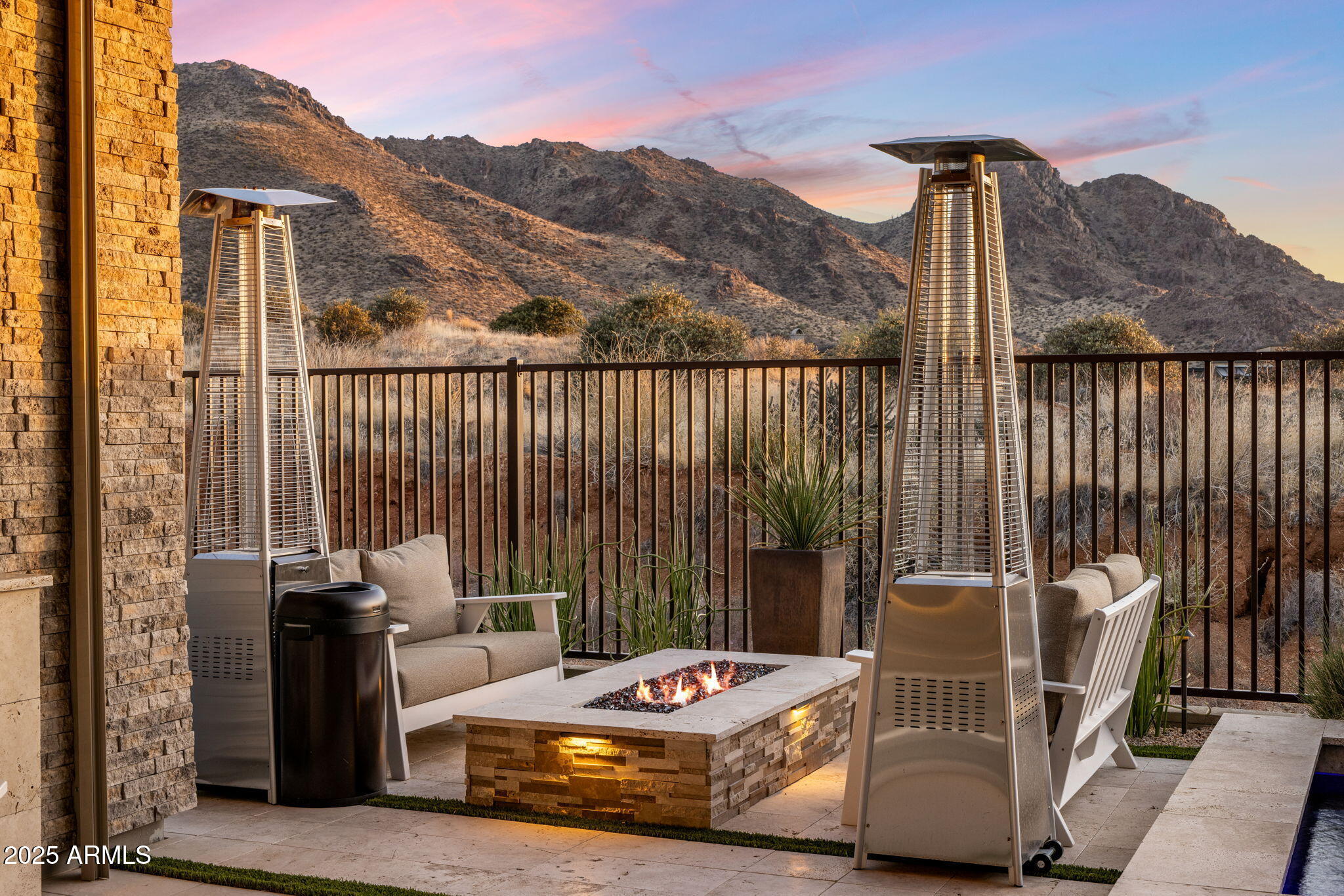 12311 E BLACK ROCK Road