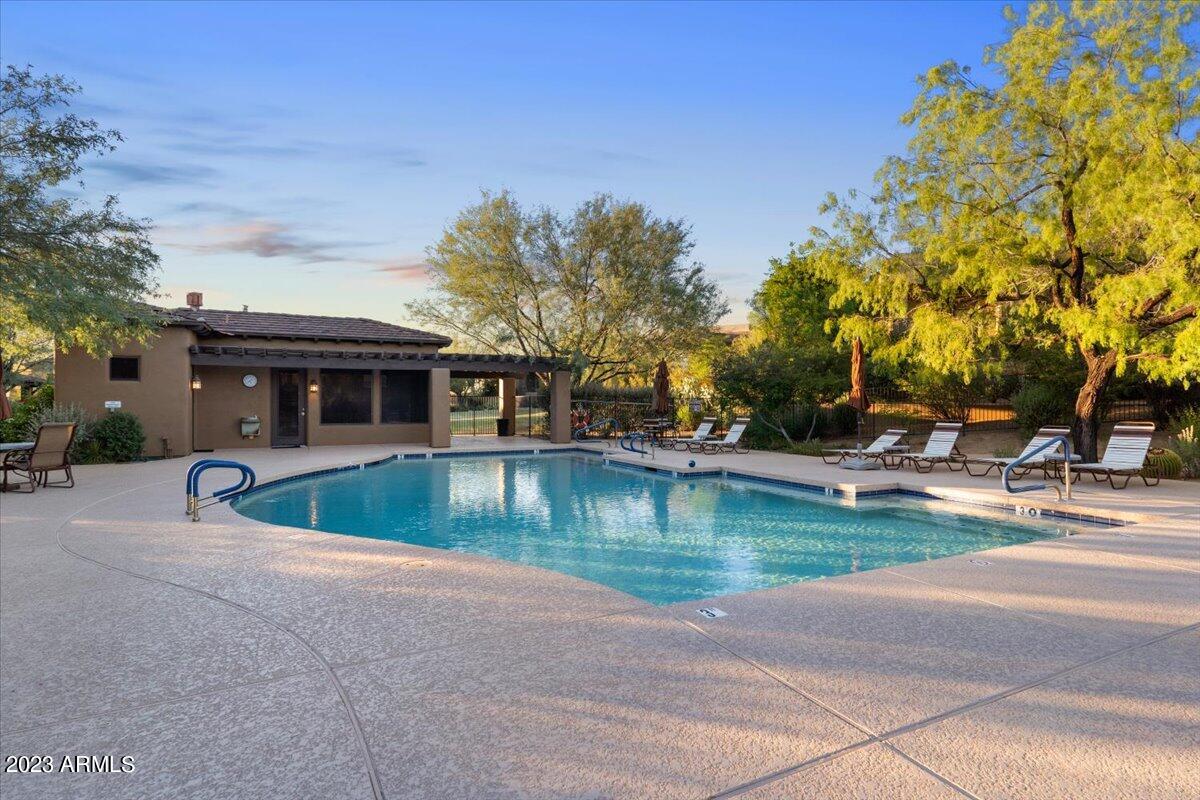 9270 E THOMPSON PEAK Parkway 329