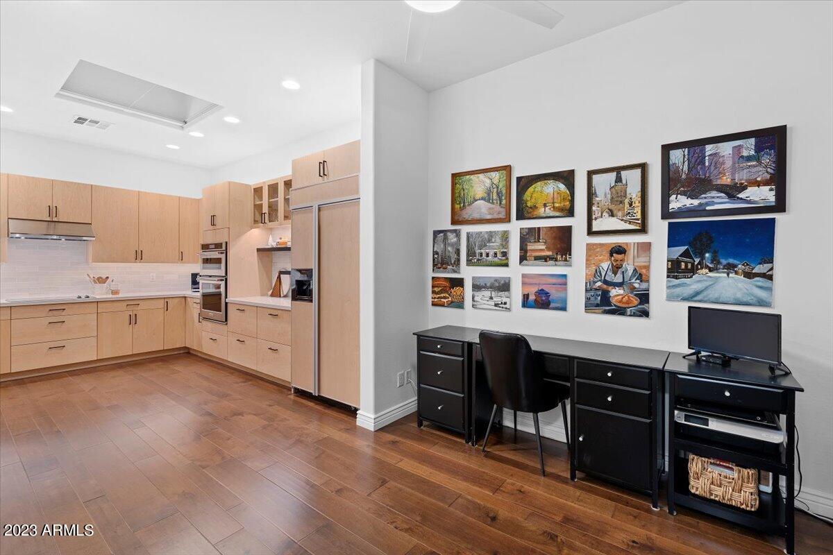 9270 E THOMPSON PEAK Parkway 329