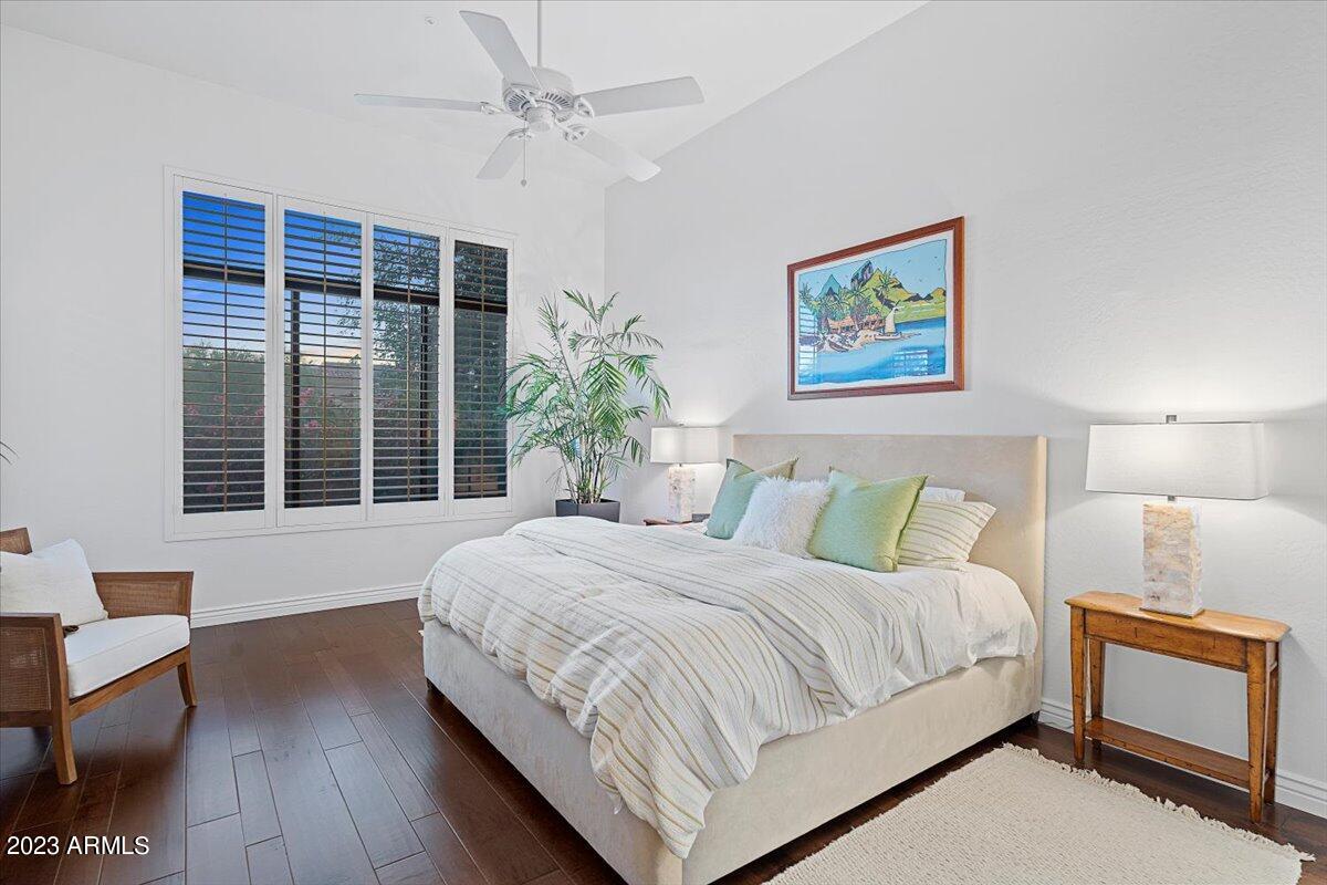 9270 E THOMPSON PEAK Parkway 329