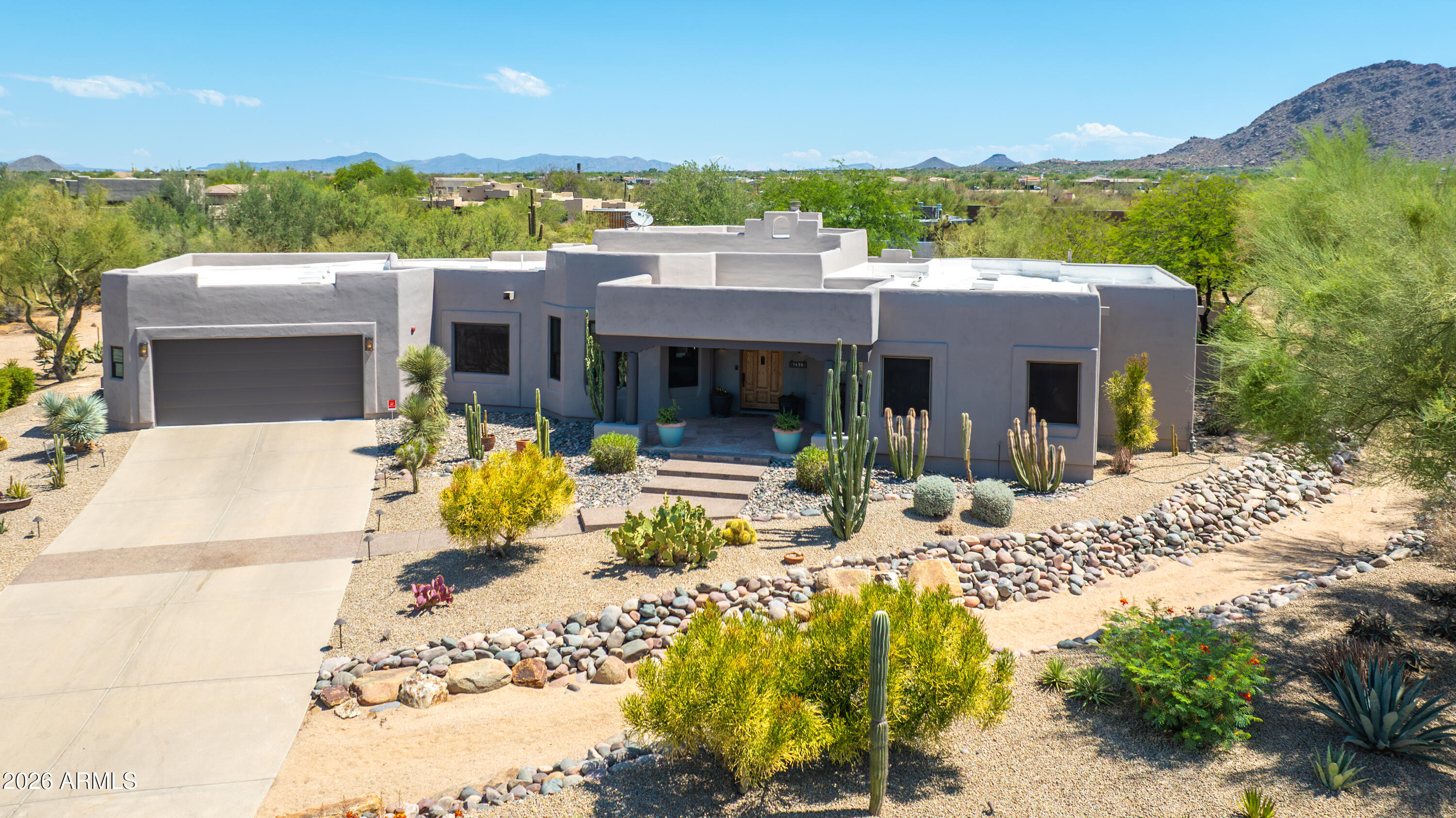 8626 E SANTA CATALINA Drive