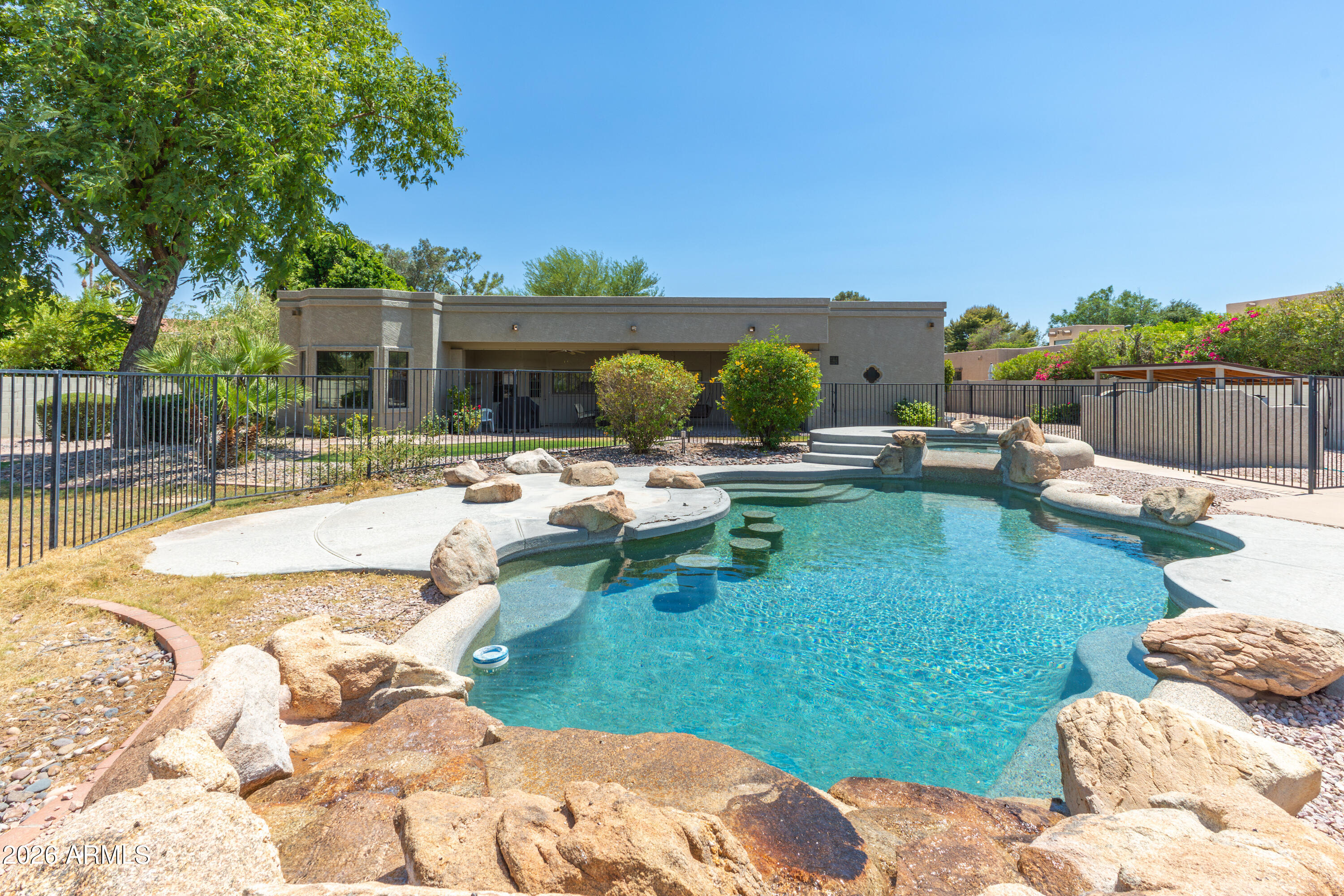 8144 E APPALOOSA Trail