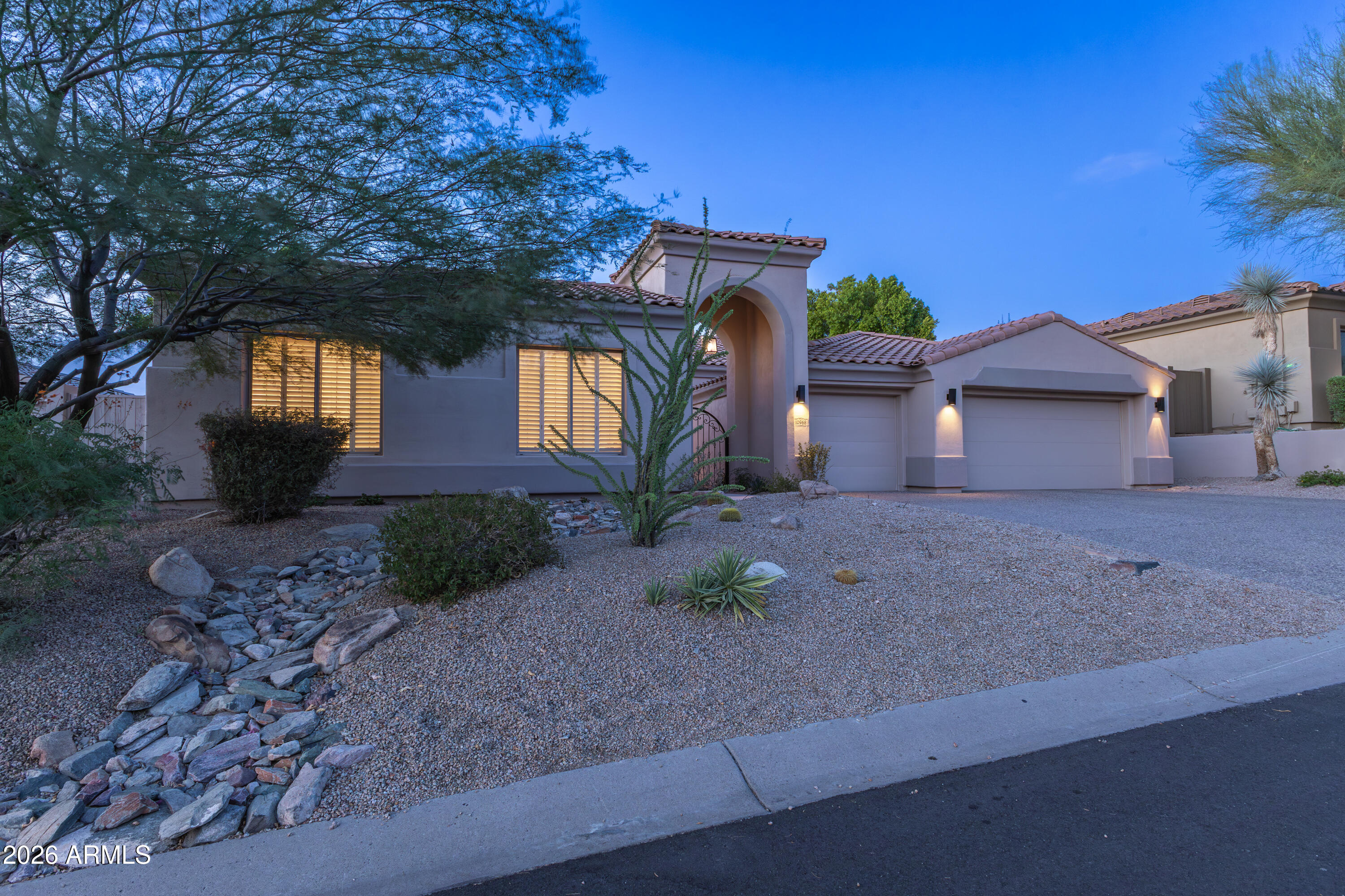 10968 E KORA Lane