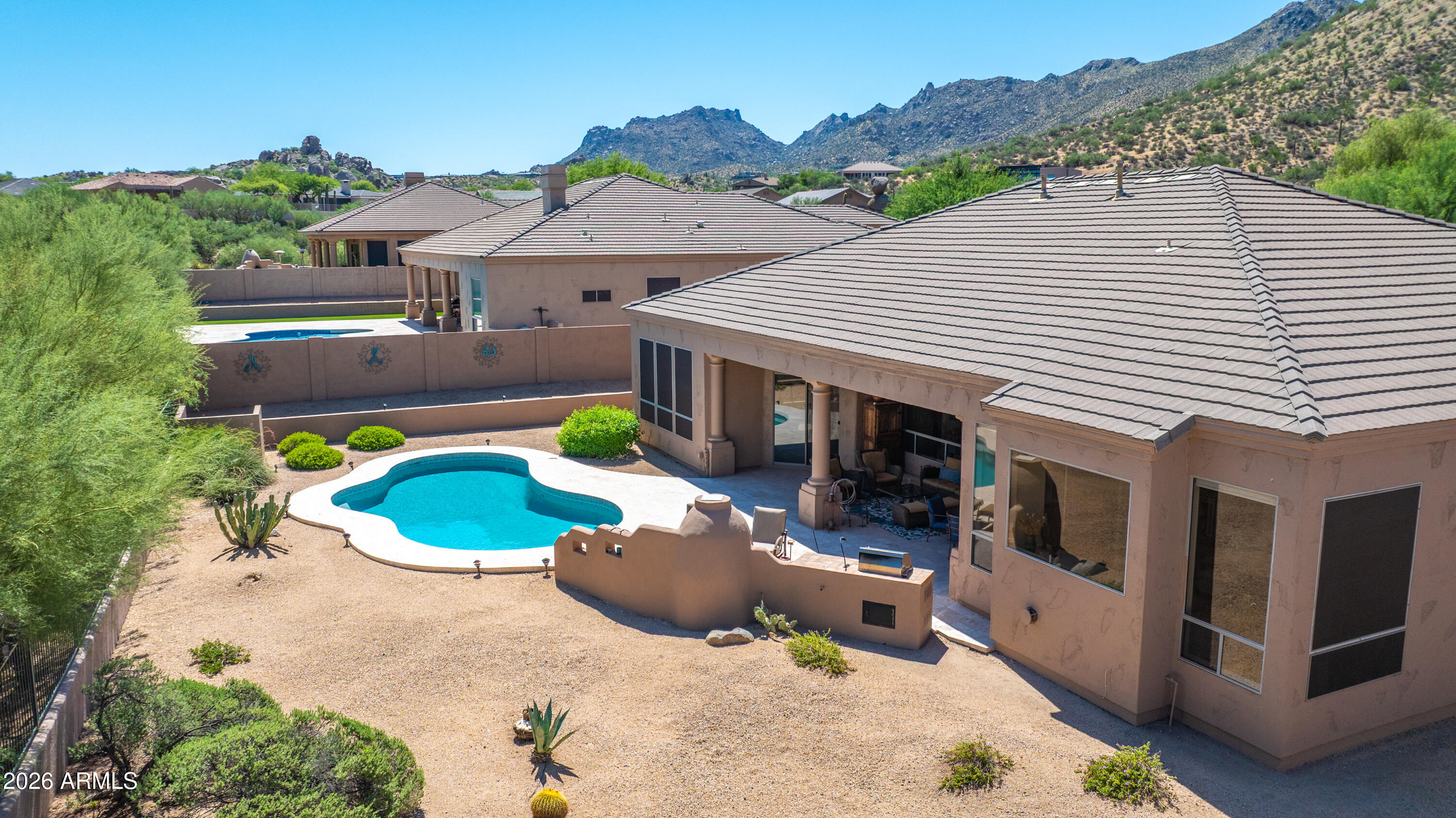 11804 E SAND HILLS Road