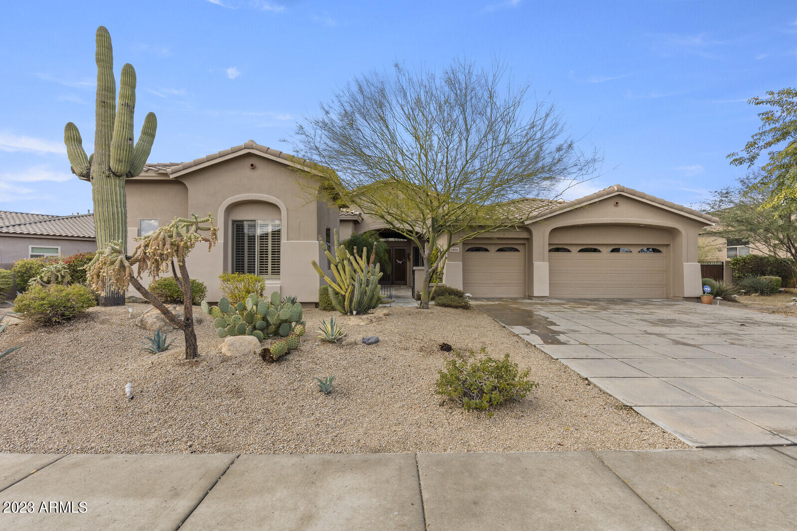 5850 E NIGHT GLOW Circle