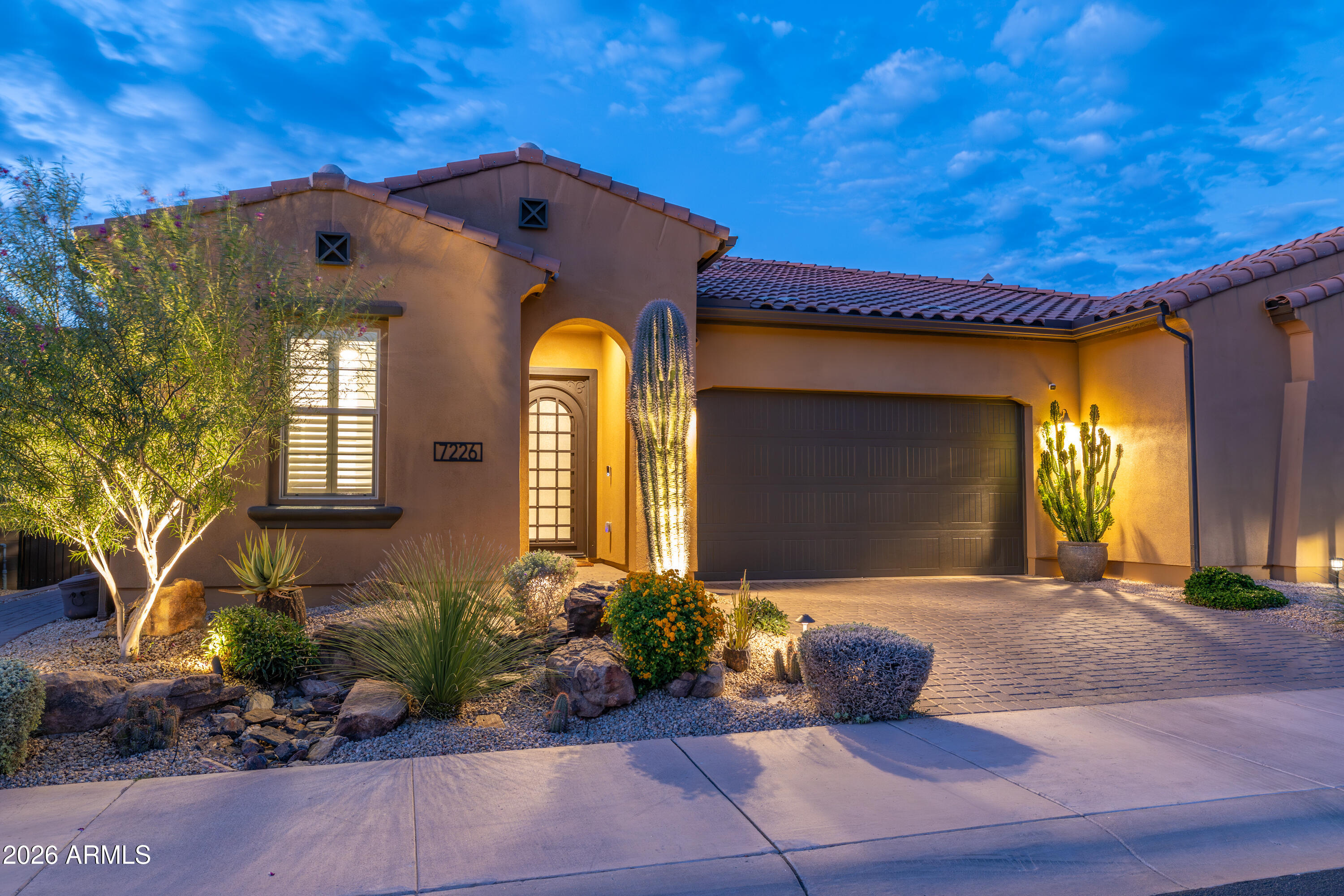 7226 E CALLE PRIMERA Vista