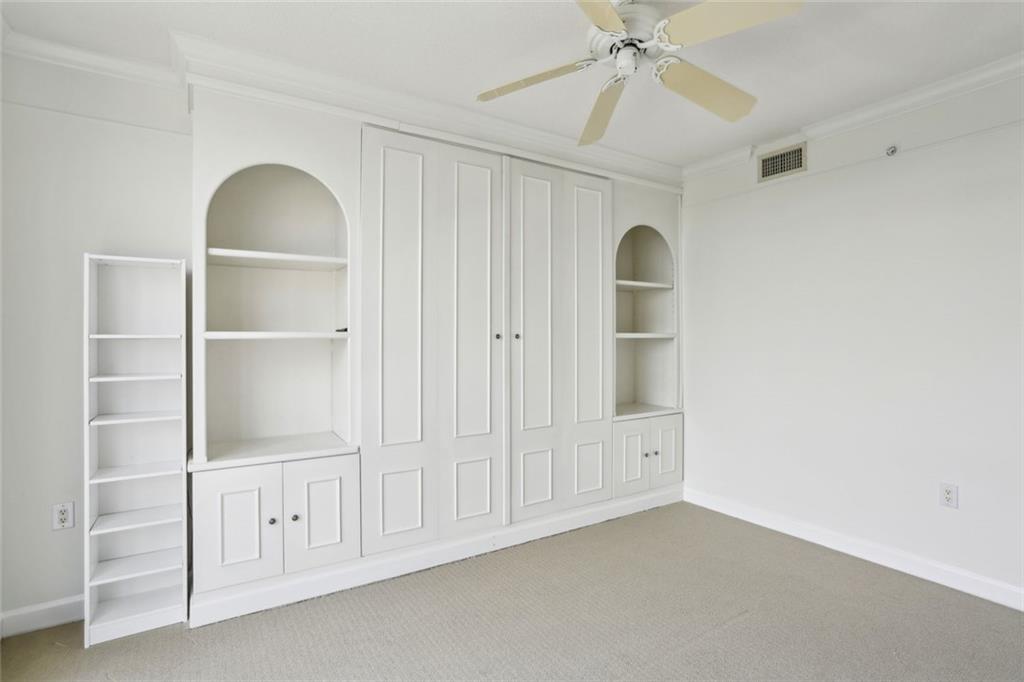 3475 Oak Valley Road NE Unit 2060