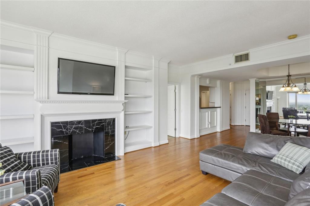 3475 Oak Valley Road NE Unit 2060