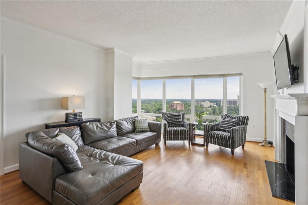 3475 Oak Valley Road NE Unit 2060