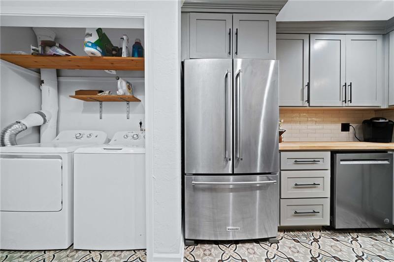 52 Chaumont Square NW