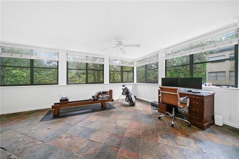 52 Chaumont Square NW