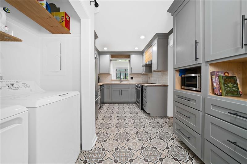 52 Chaumont Square NW