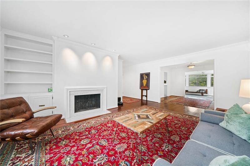 52 Chaumont Square NW