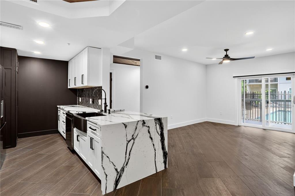 1074 Peachtree Walk NE Unit B106