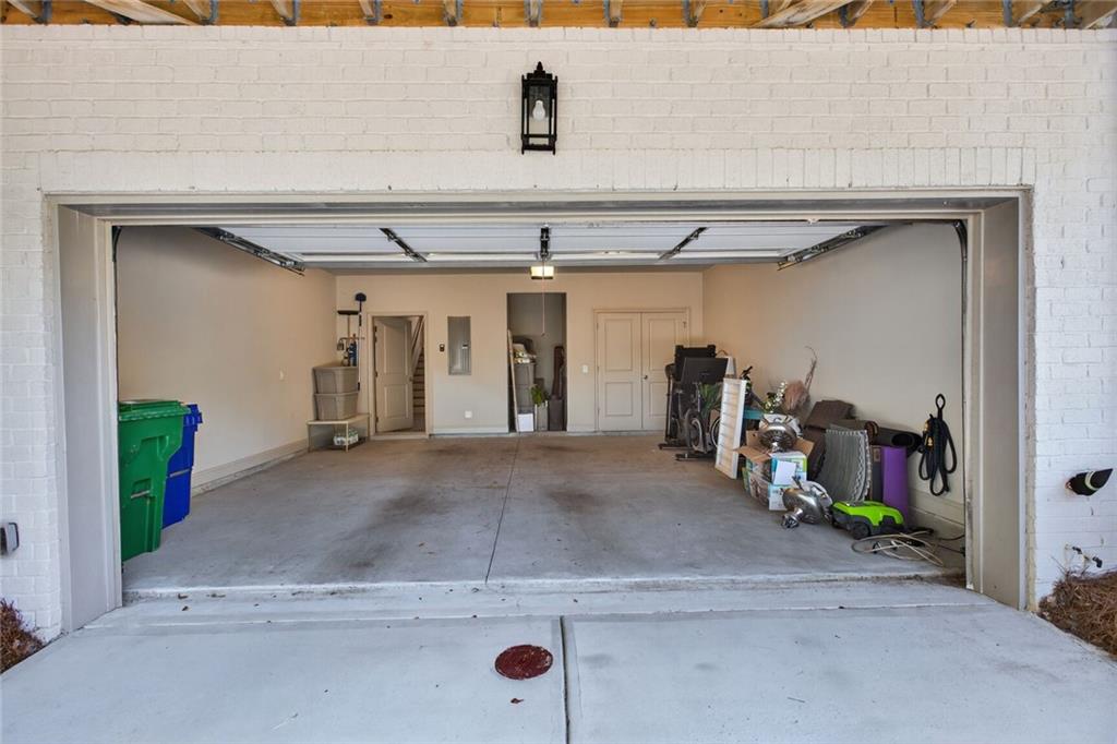 1956 Skyfall Circle NE