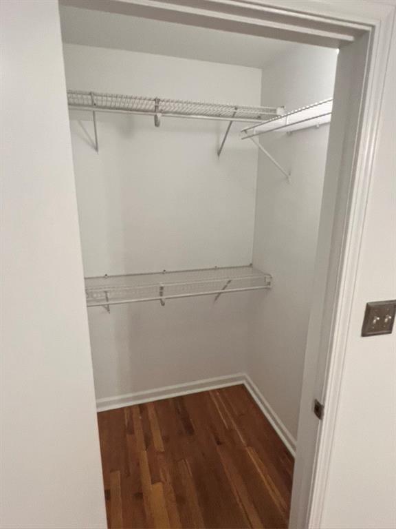 323 8th Street NE Unit 6