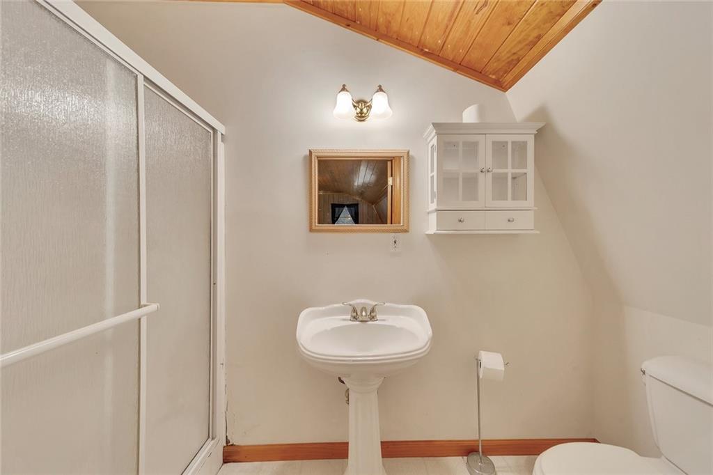 2770 S Cherokee Lane