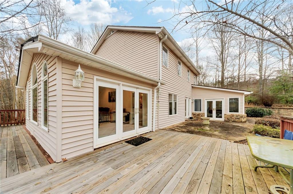 2770 S Cherokee Lane