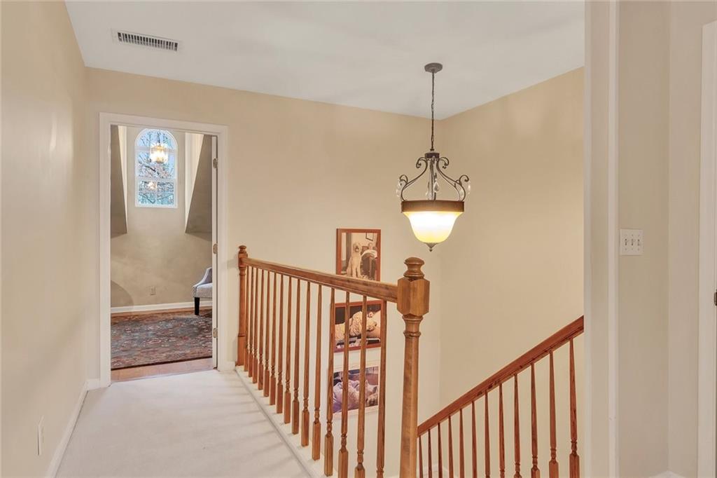 2770 S Cherokee Lane