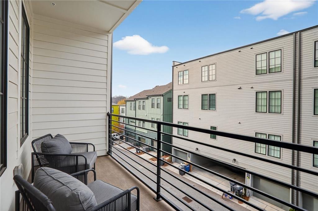 1291 Longreen Terrace NW Unit 7