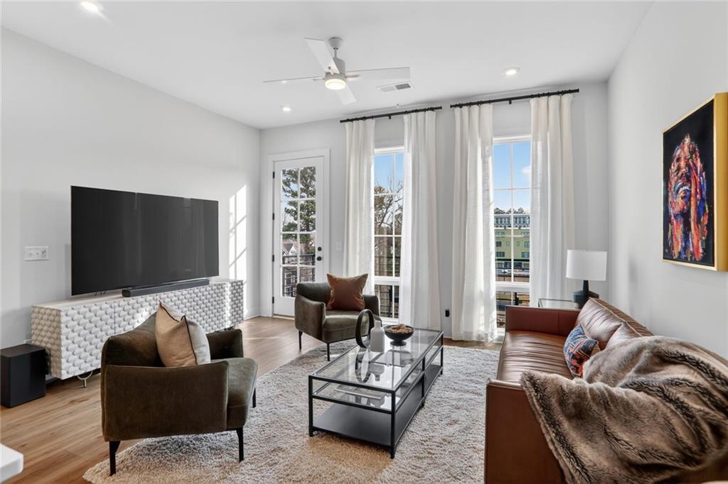 1291 Longreen Terrace NW Unit 7