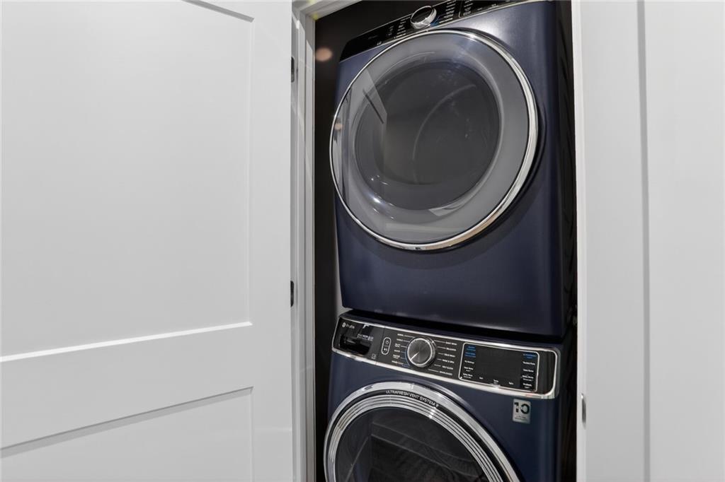 1291 Longreen Terrace NW Unit 7