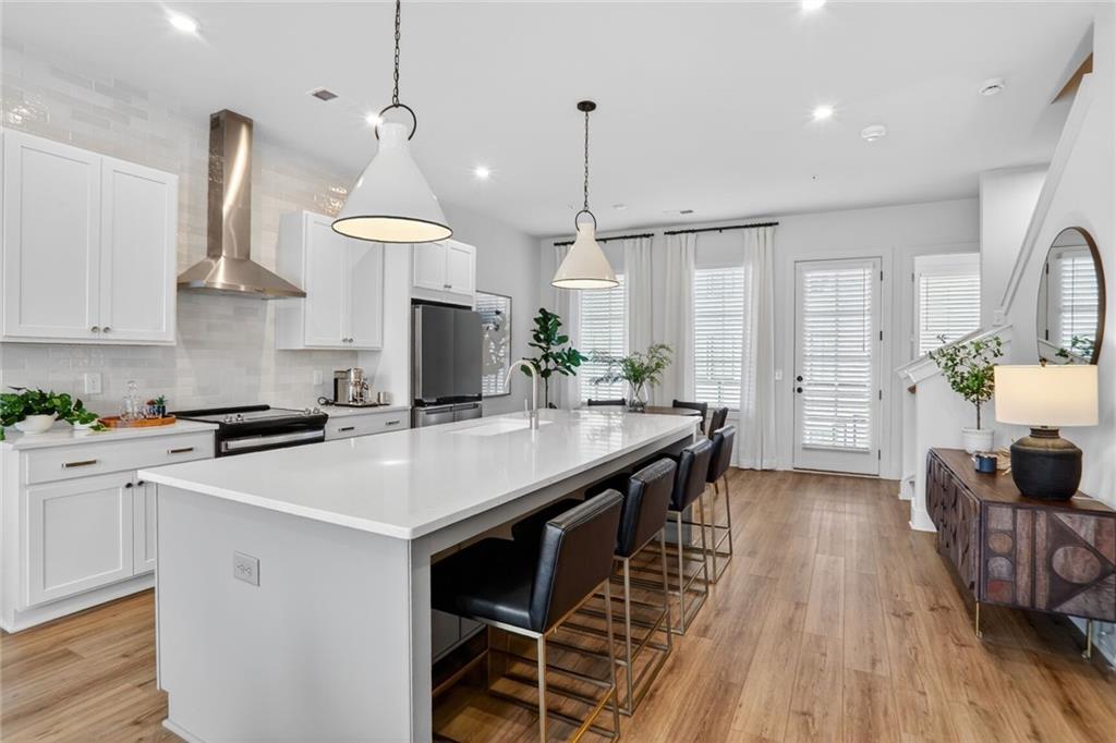 1291 Longreen Terrace NW Unit 7