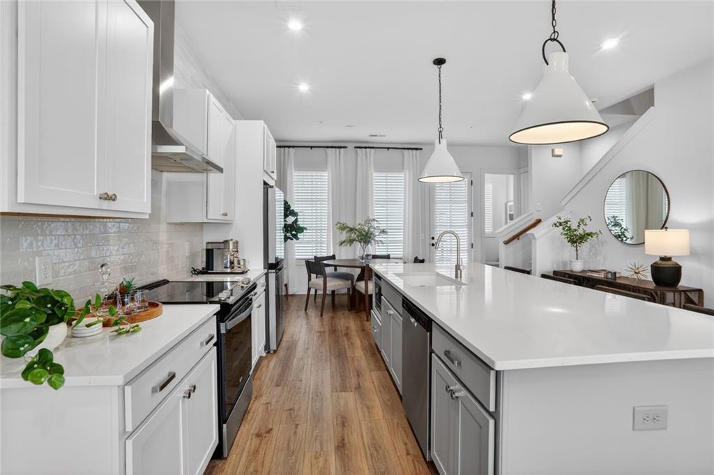 1291 Longreen Terrace NW Unit 7